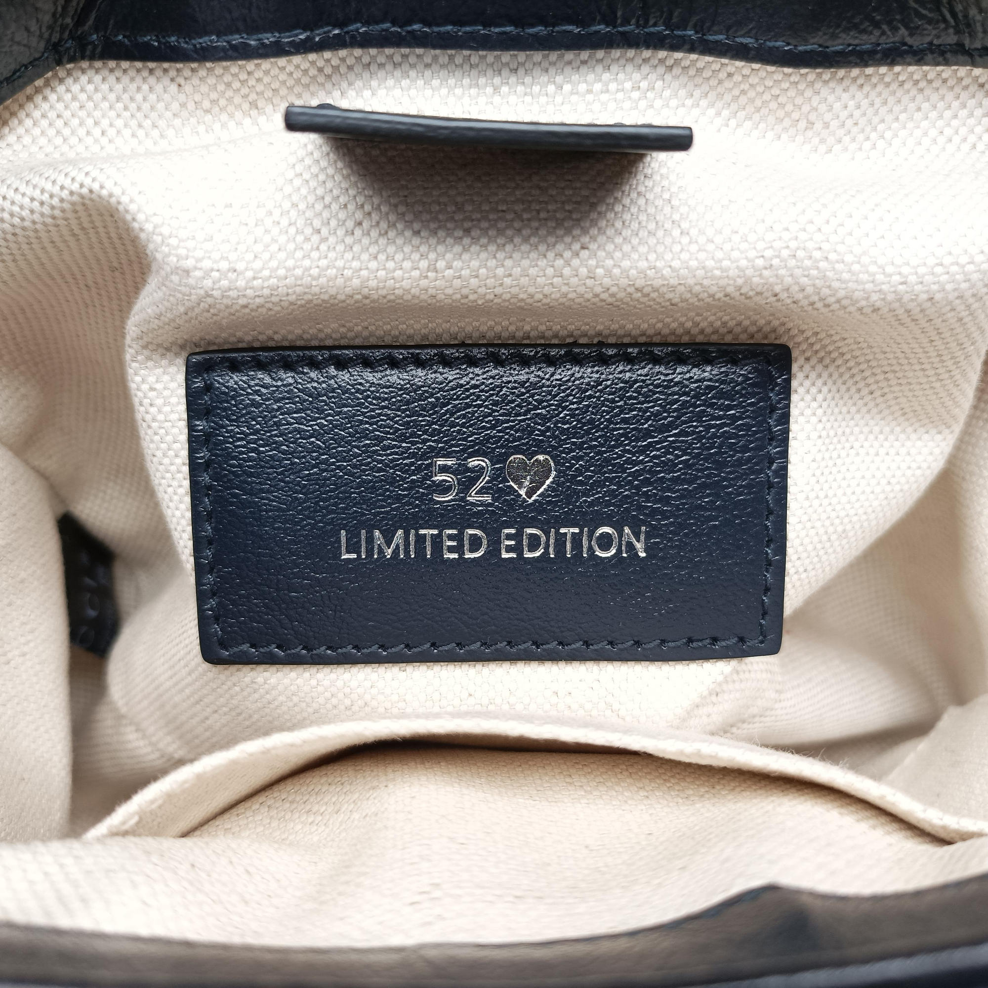 Secondhand Gucci GG Marmont Red×Black canvas 583571 shoulderbag | stylenewstar