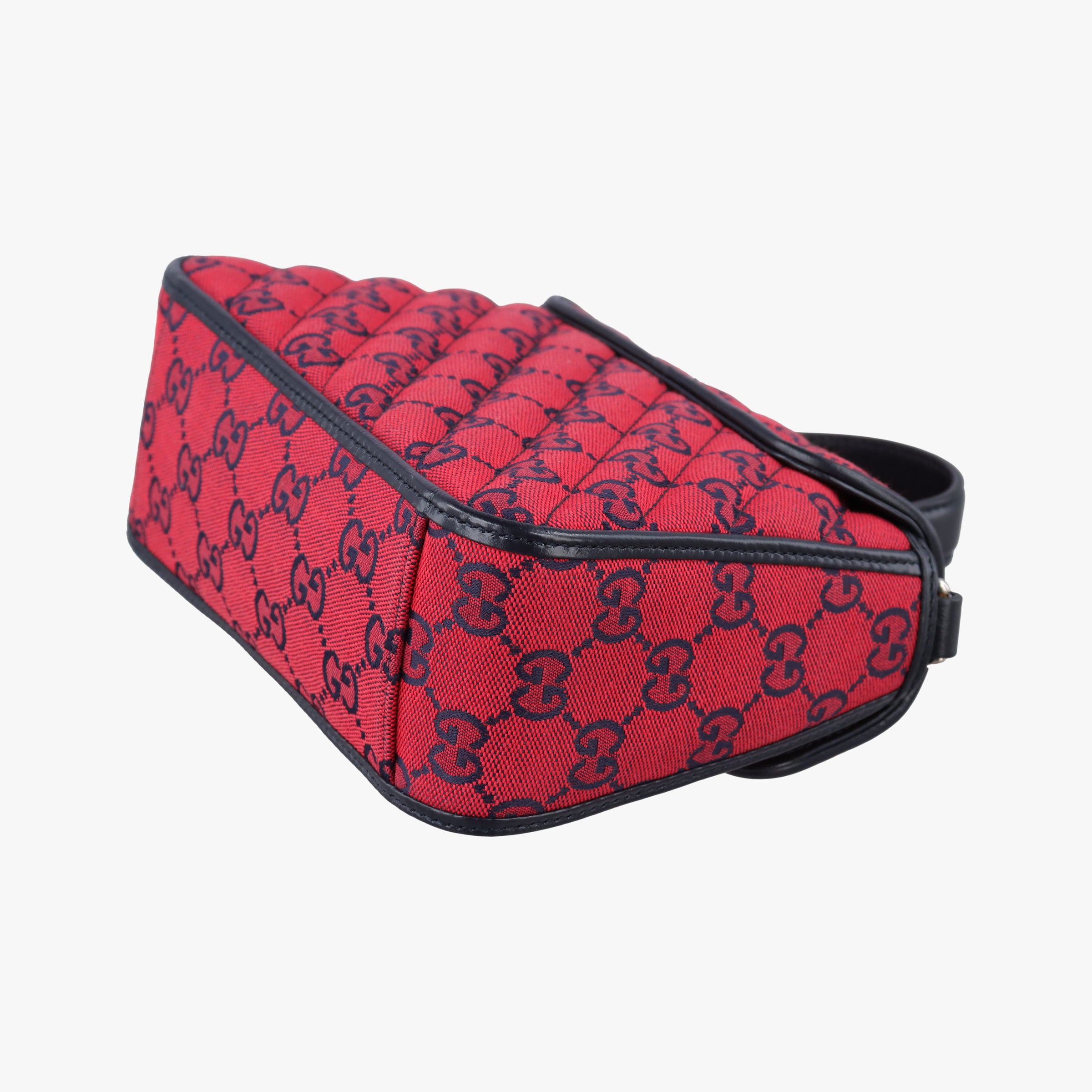 Secondhand Gucci GG Marmont Red×Black canvas 583571 shoulderbag | stylenewstar