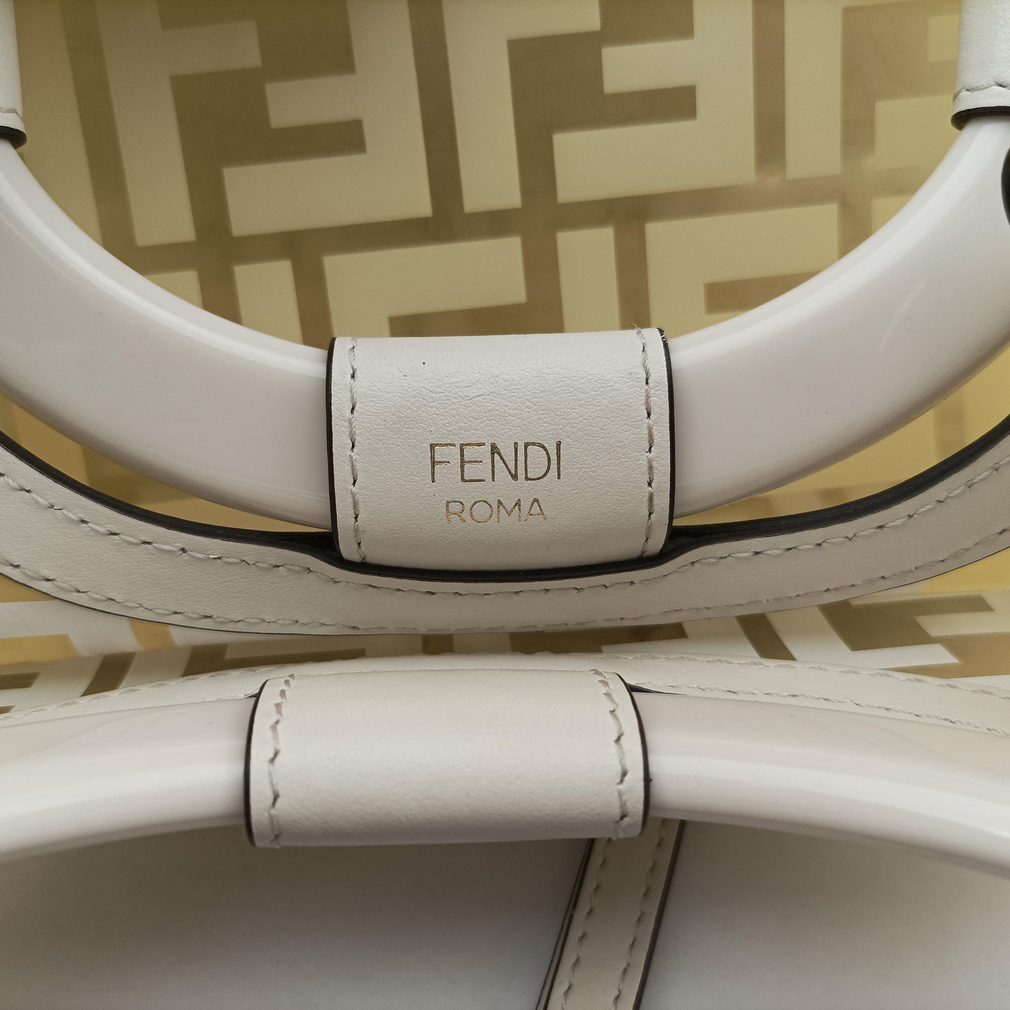 Secondhand Fendi Runaway Shopper White PVC coated canvas×Leather 8BH353 shoulderbag | stylenewstar