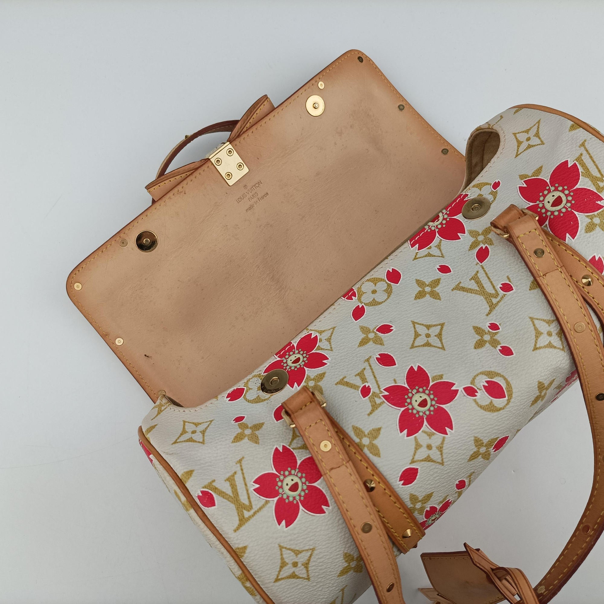 Vintage Louis Vuitton Papillon Monogram Cherry Blossom Monogram Canvas M92011 shoulderbag | stylenewstar