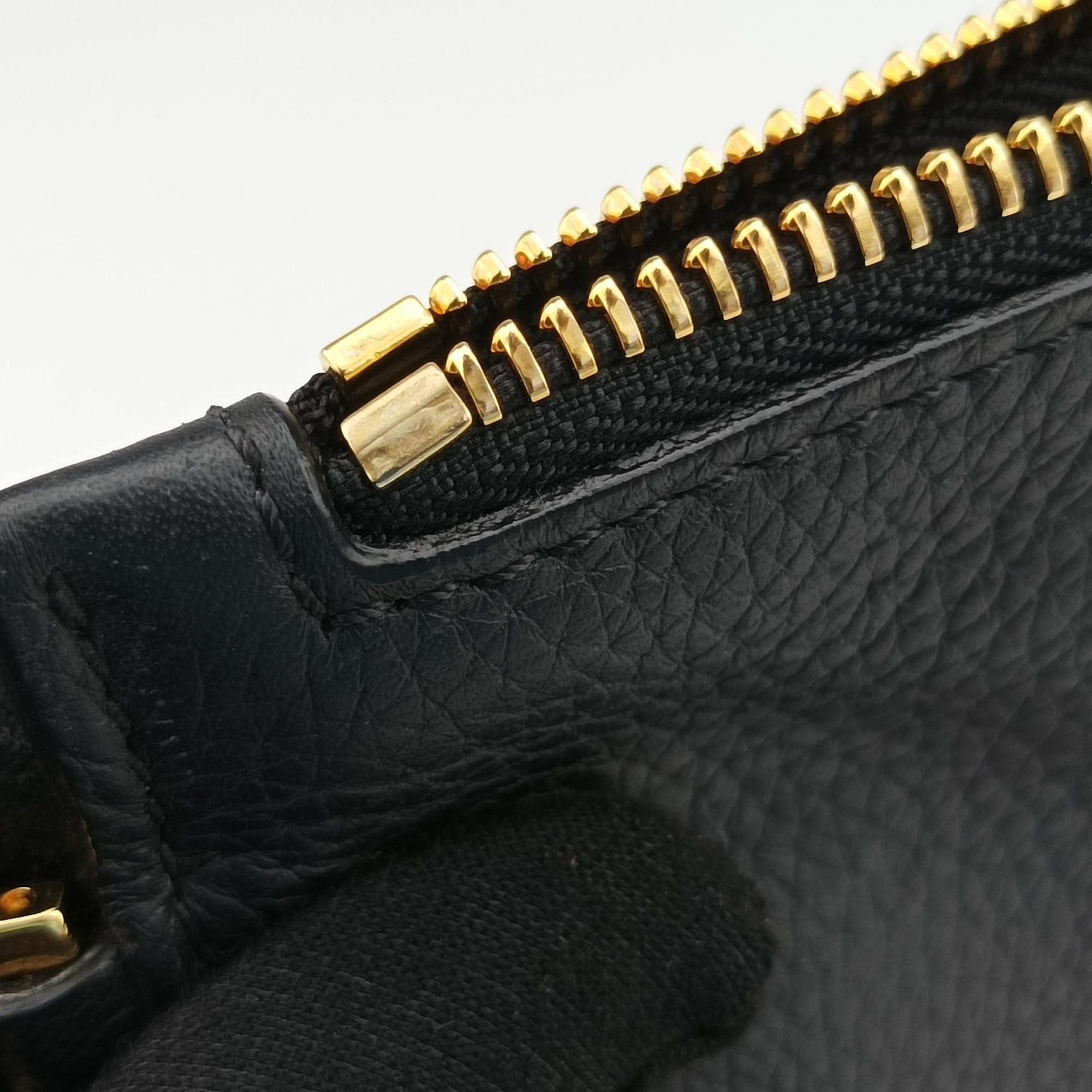 Vintage VERSACE Medusa Black Leather  clutchbag | stylenewstar