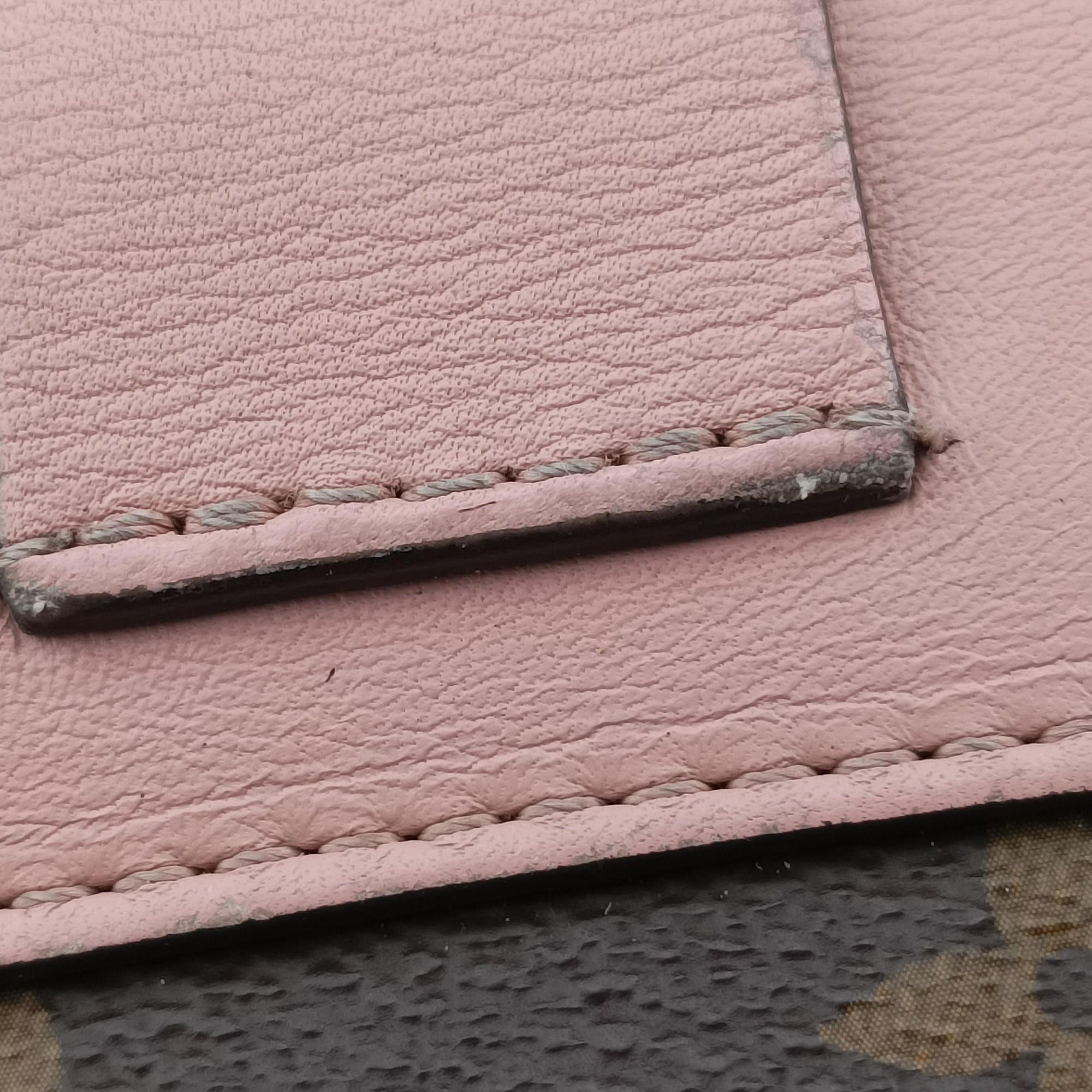 Pre-owned Louis Vuitton LOCKY BB Brown×ROSE POUDRE Monogram Canvas×calf leather M44080 shoulderbag | stylenewstar