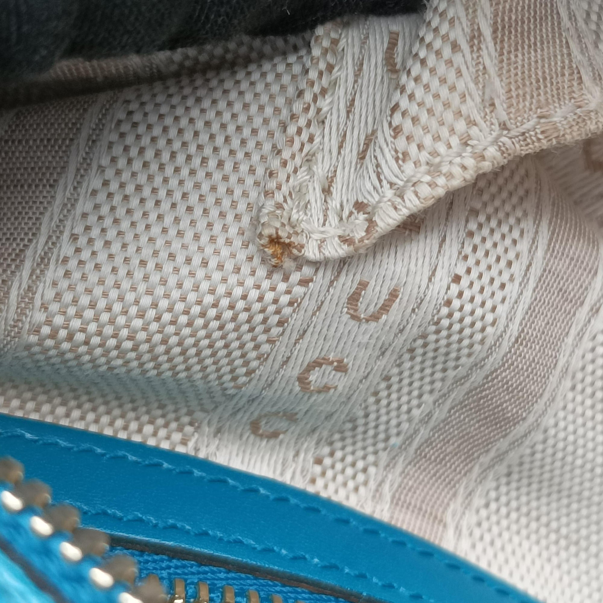 Secondhand Gucci Bright Diamante Blue Leather 354332 shoulderbag | stylenewstar