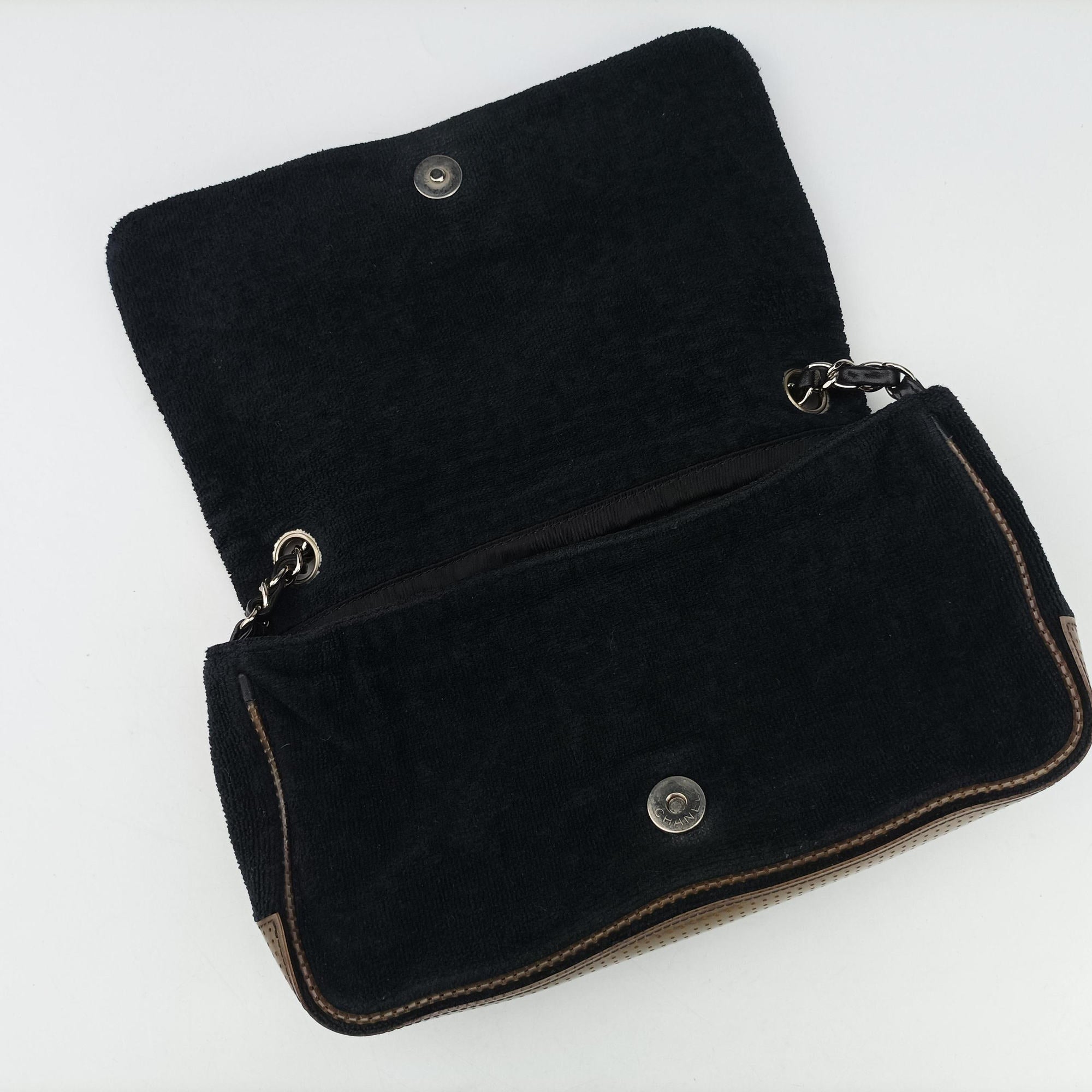 Vintage Chanel Sport Line Black×khaki Terry cloth×perforated leather A46094 shoulderbag | stylenewstar