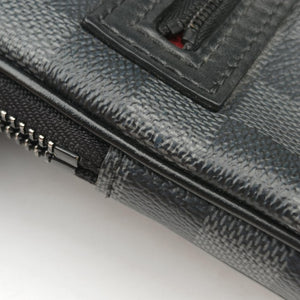 Pre-owned Louis Vuitton Utility Supplement Noir Damier Graphite N60324 clutchbag | stylenewstar