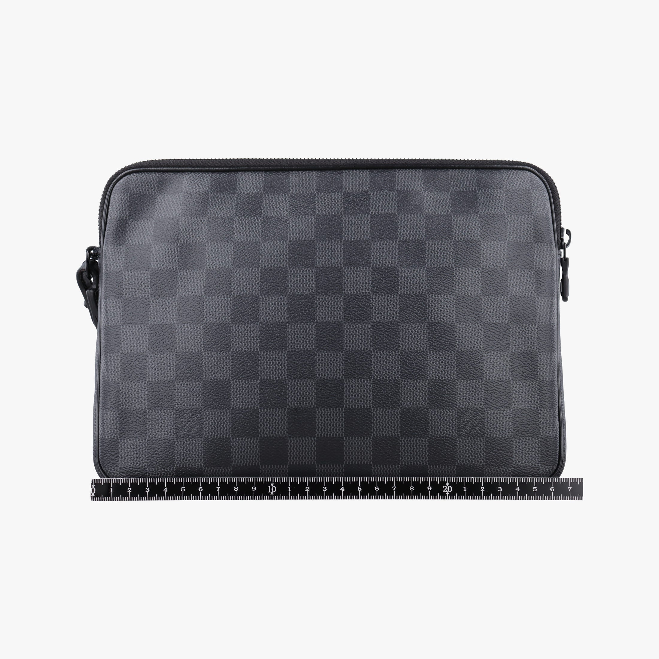 Pre-owned Louis Vuitton Utility Supplement Noir Damier Graphite N60324 clutchbag | stylenewstar