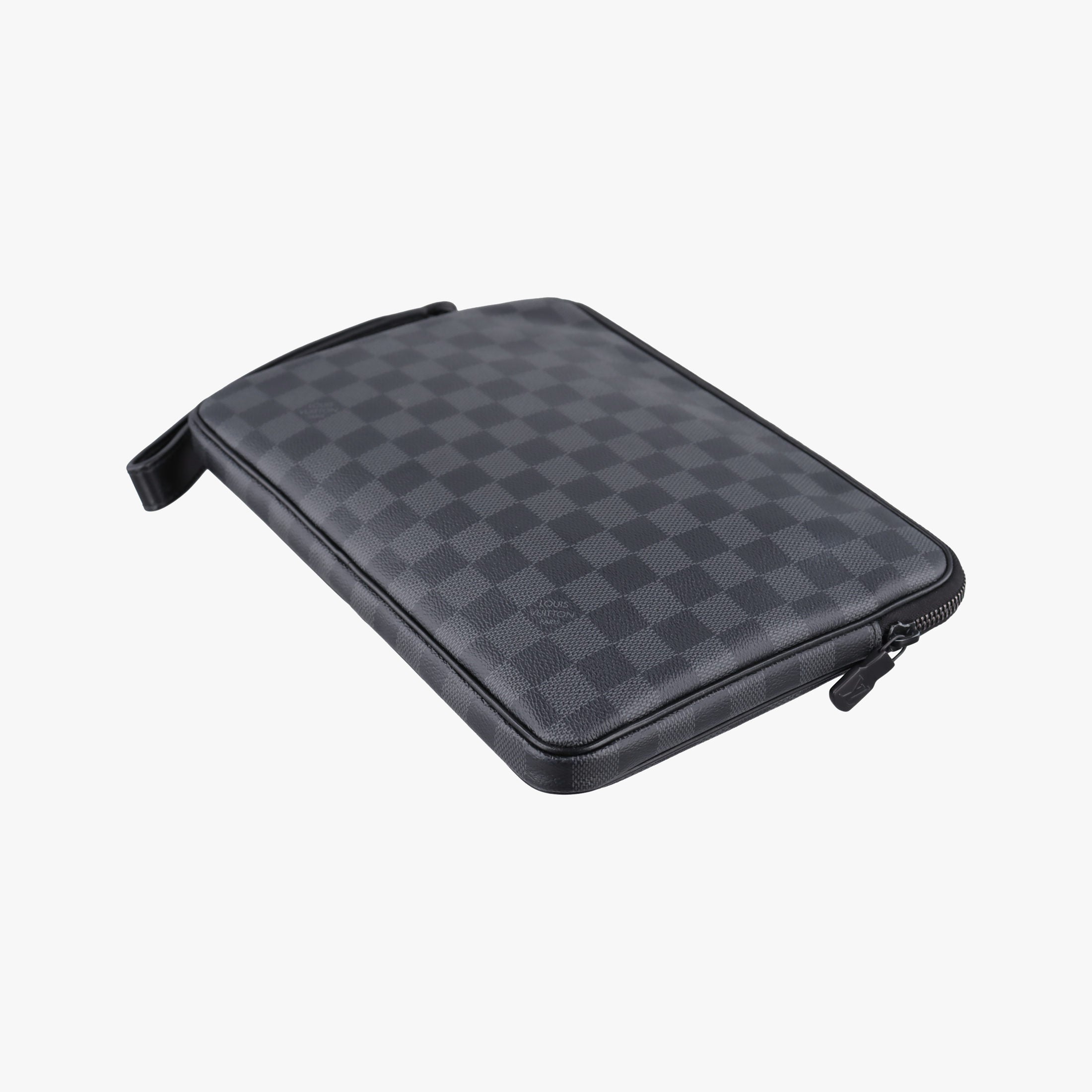 Pre-owned Louis Vuitton Utility Supplement Noir Damier Graphite N60324 clutchbag | stylenewstar