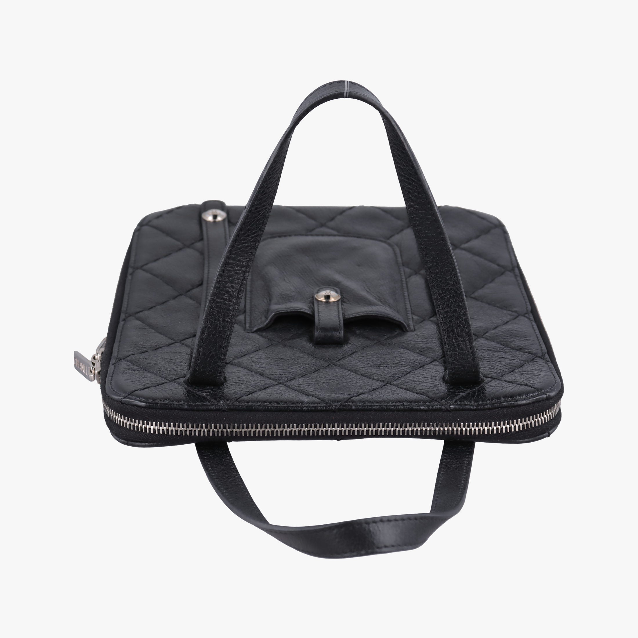 Vintage Chanel Matelasse Black Leather  shoulderbag | stylenewstar