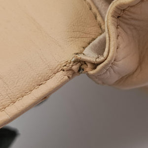 Vintage Chanel Matelasse Beige Lambskin  shoulderbag | stylenewstar