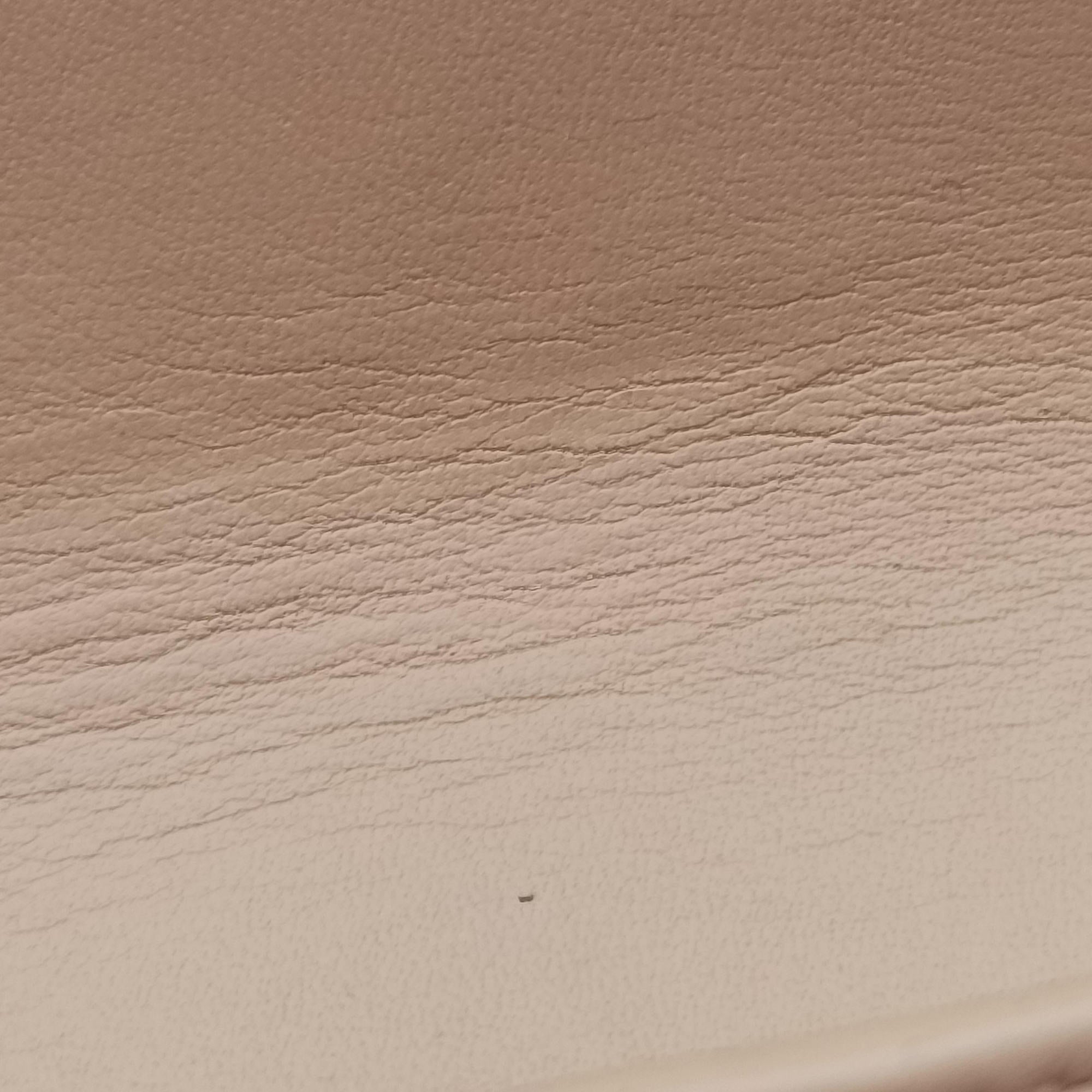 Vintage Chanel Matelasse Beige Lambskin  shoulderbag | stylenewstar