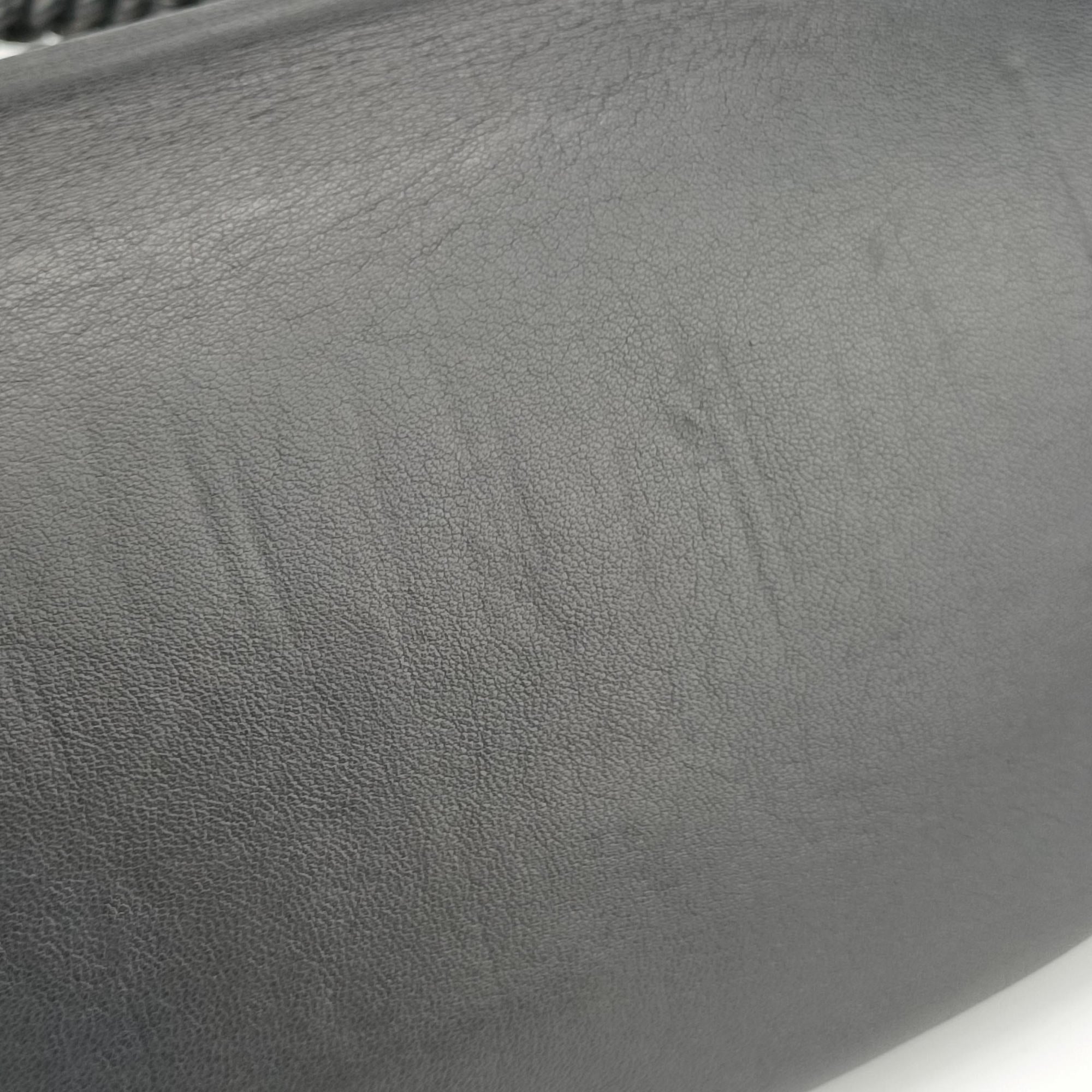 Pre-owned Bottega Veneta Gathered Black Leather  shoulderbag | stylenewstar