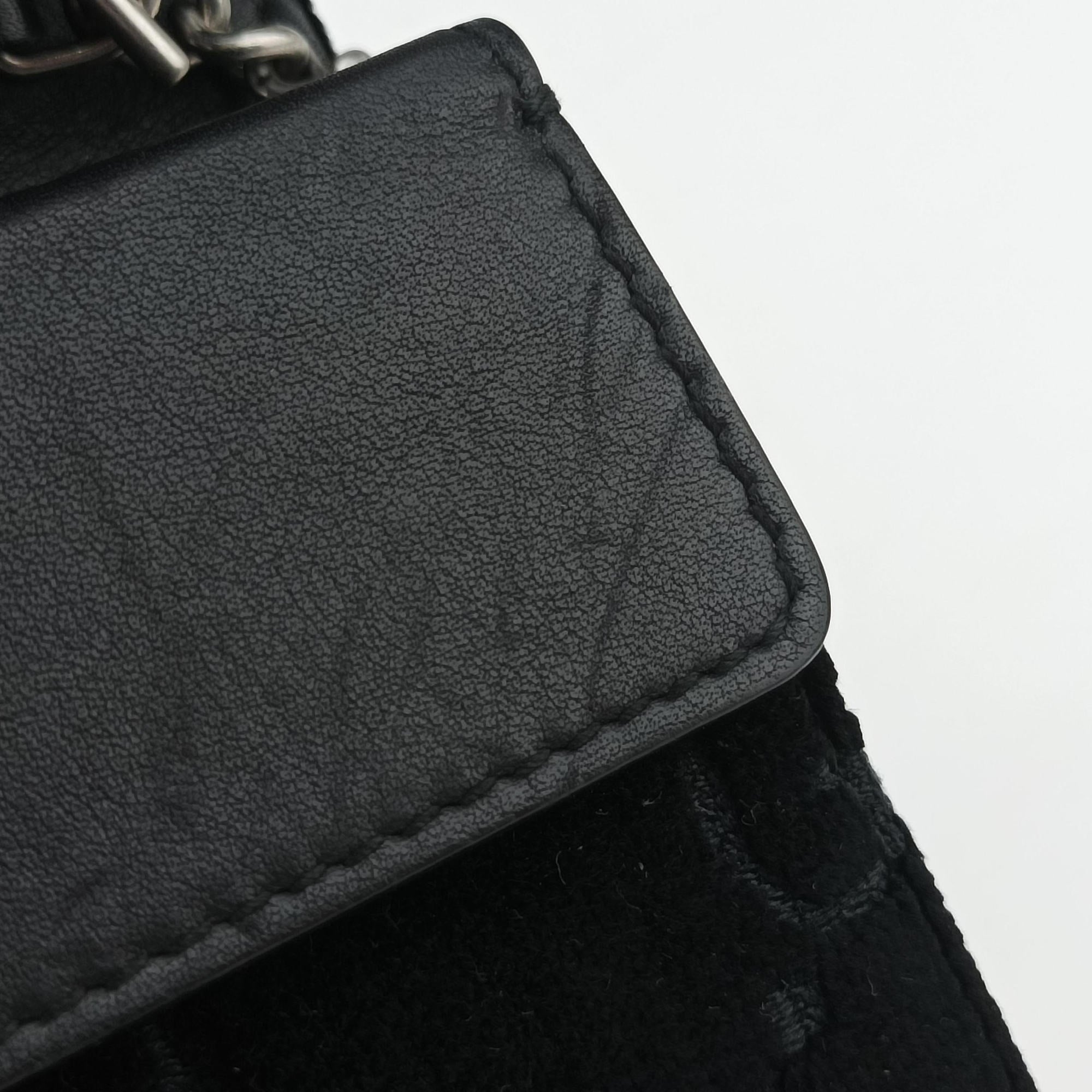 Pre-owned Gucci Dionysus Black velour 476432 shoulderbag | stylenewstar