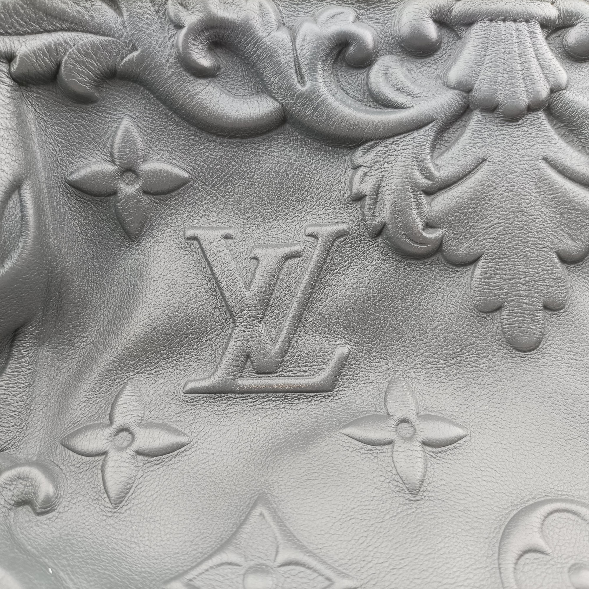 Secondhand Louis Vuitton Versailles Ornament City Keepall Dark Shadow Gray Debossed Monogram M21835 shoulderbag | stylenewstar