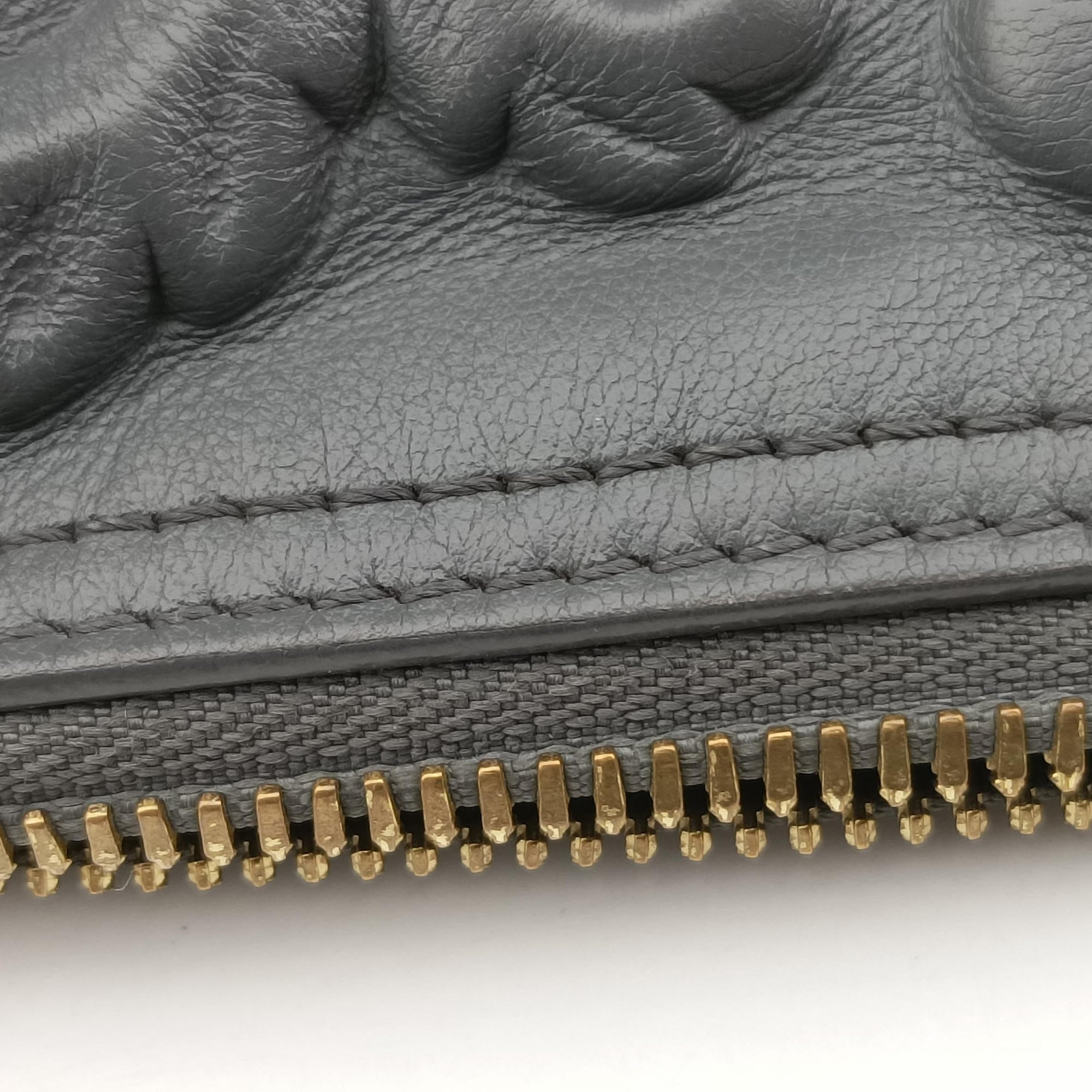 Secondhand Louis Vuitton Versailles Ornament City Keepall Dark Shadow Gray Debossed Monogram M21835 shoulderbag | stylenewstar