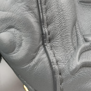 Secondhand Louis Vuitton Versailles Ornament City Keepall Dark Shadow Gray Debossed Monogram M21835 shoulderbag | stylenewstar