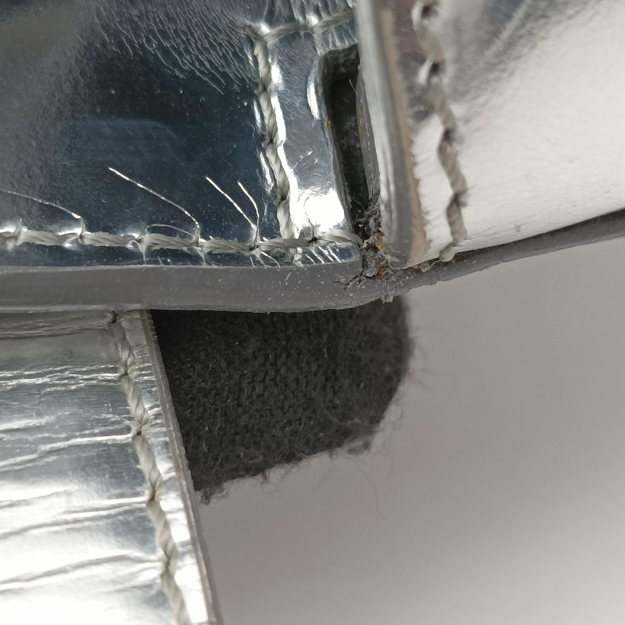 Secondhand Givenchy Pandora Box Silver Patent Leather  shoulderbag | stylenewstar