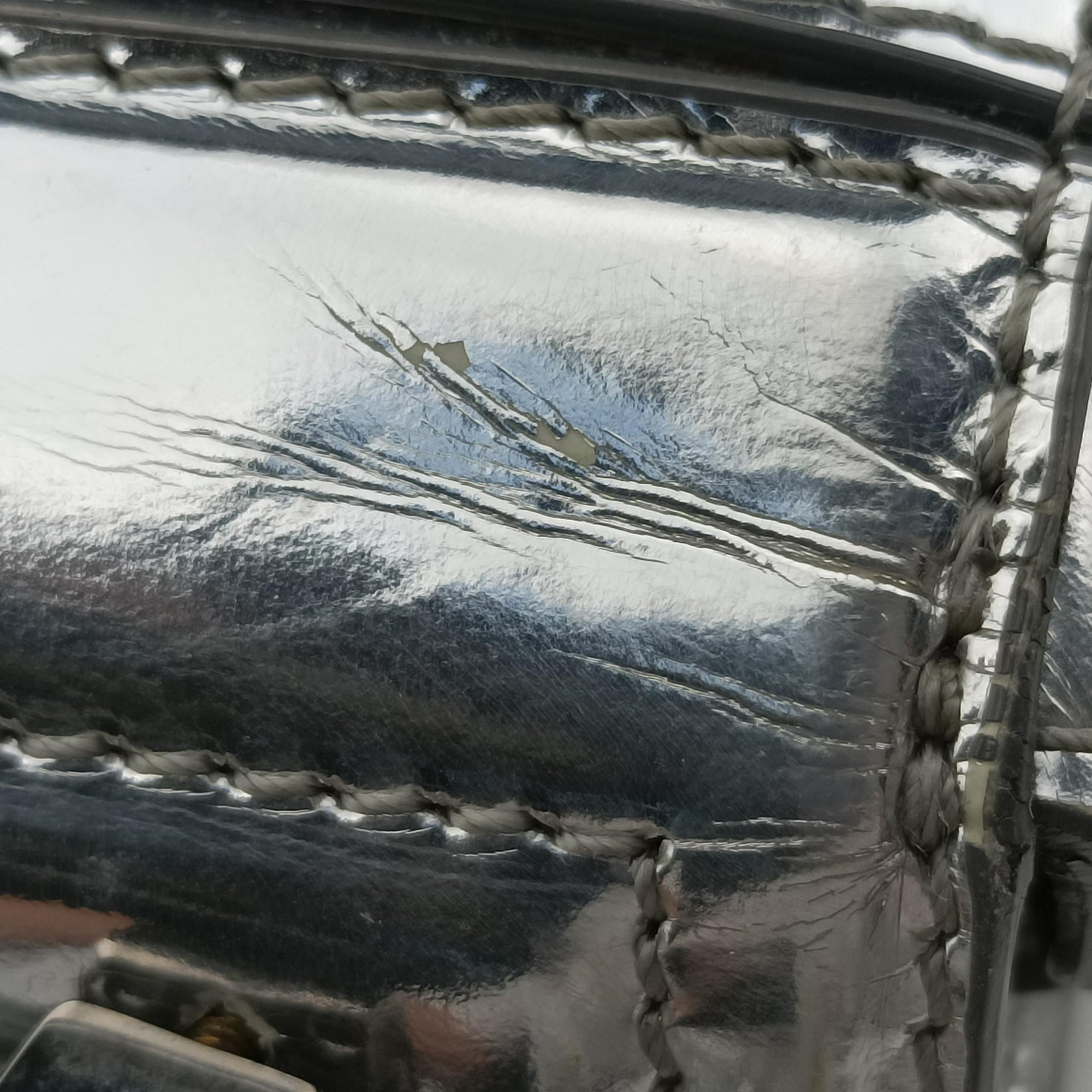 Secondhand Givenchy Pandora Box Silver Patent Leather  shoulderbag | stylenewstar