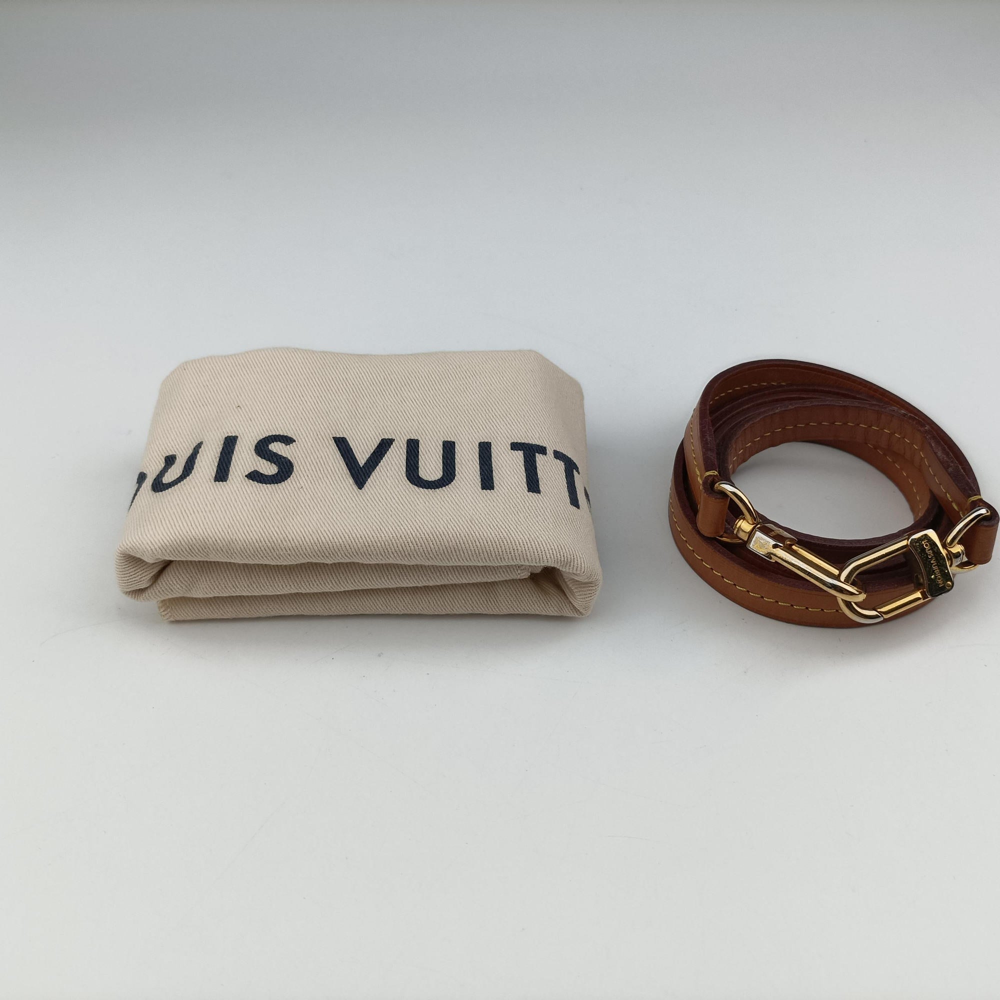 Pre-owned Louis Vuitton CROISETTE Azur Damier Canvas N41581 shoulderbag | stylenewstar