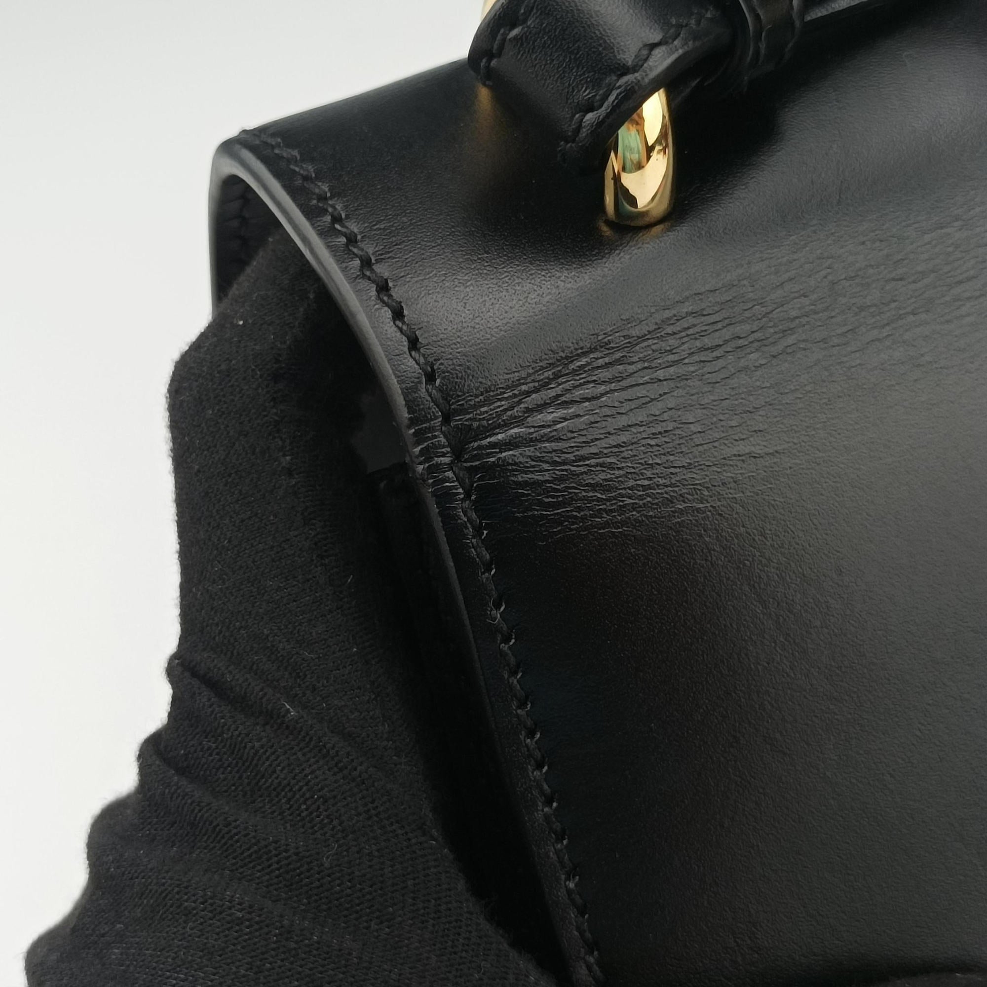 Secondhand Gucci Sylvie Black×green×red Leather 421882 shoulderbag | stylenewstar