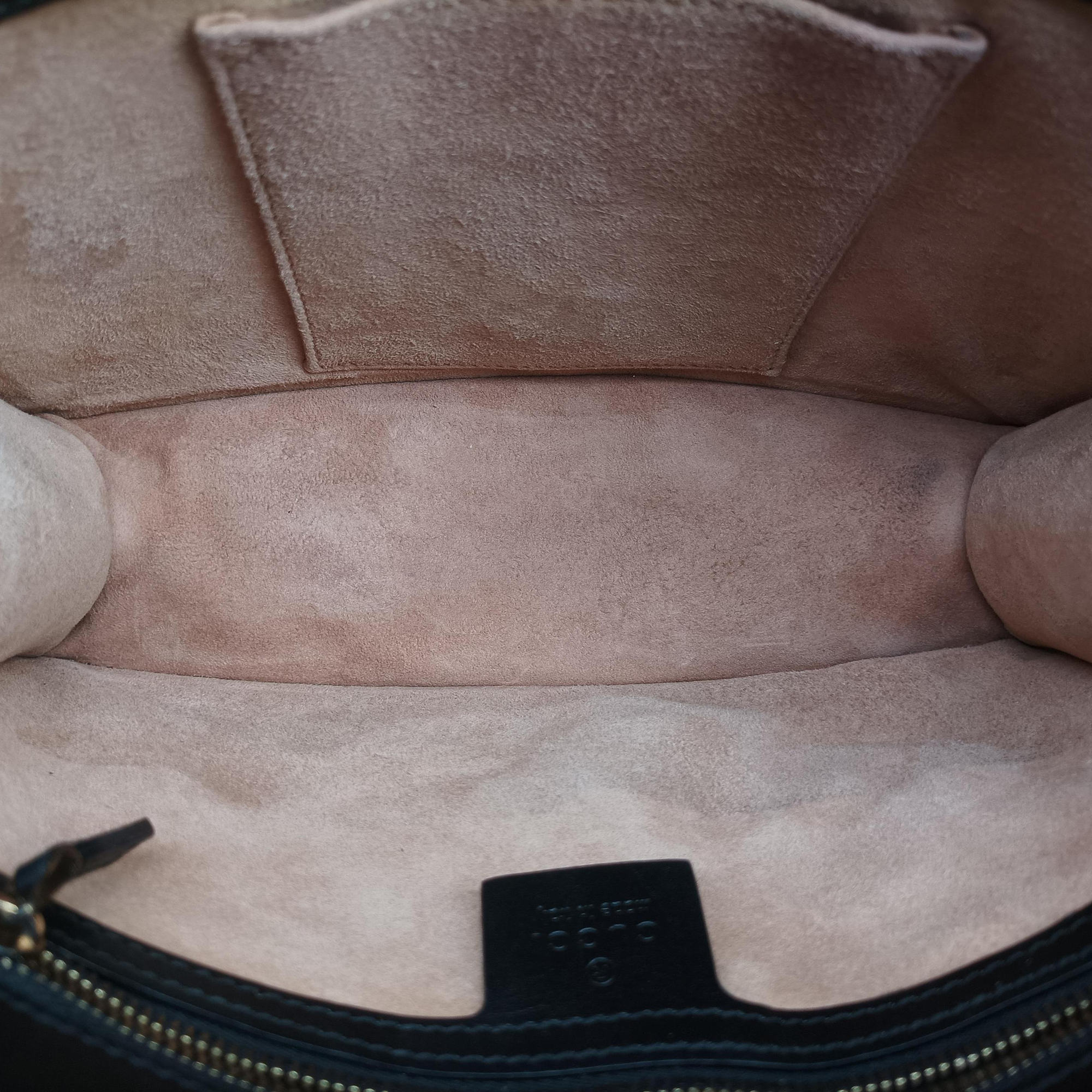Secondhand Gucci Sylvie Black×green×red Leather 421882 shoulderbag | stylenewstar
