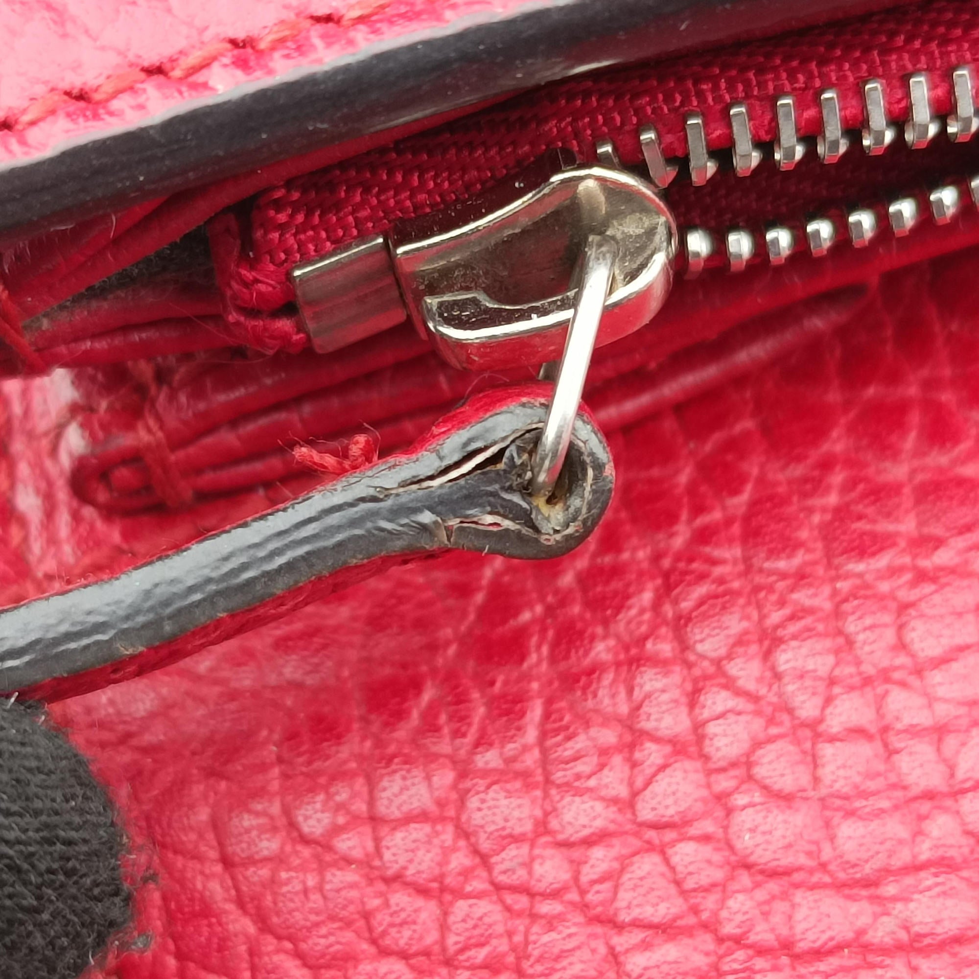 Pre-owned Gucci Dionysus Red Leather 401231 shoulderbag | stylenewstar