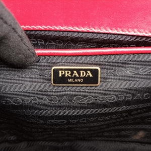 Pre-owned Prada Triangle Logo Red SAFFIANO Leather 1BD200 shoulderbag | stylenewstar