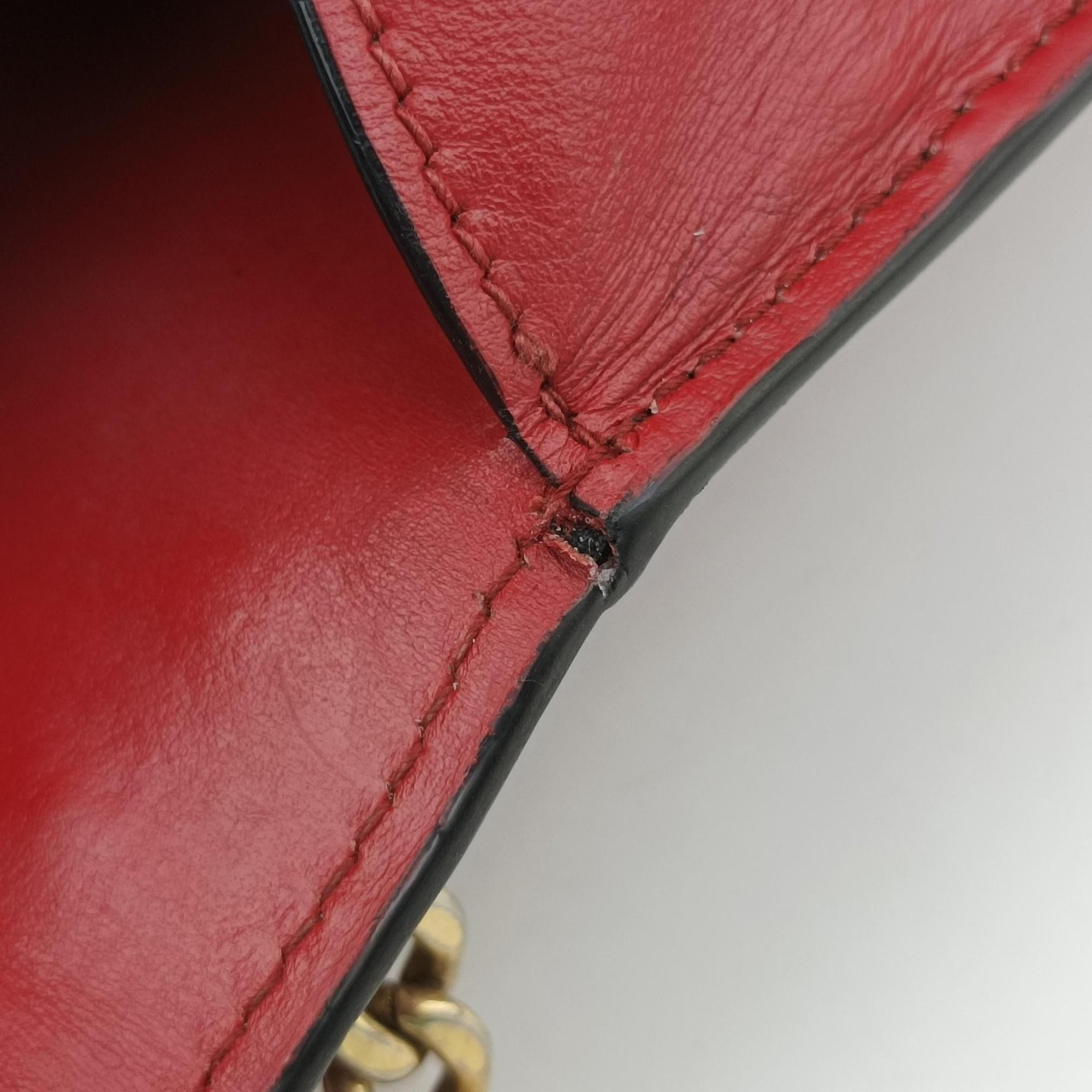Pre-owned Prada Triangle Logo Red SAFFIANO Leather 1BD200 shoulderbag | stylenewstar