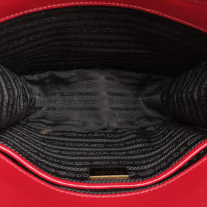 Pre-owned Prada Triangle Logo Red SAFFIANO Leather 1BD200 shoulderbag | stylenewstar