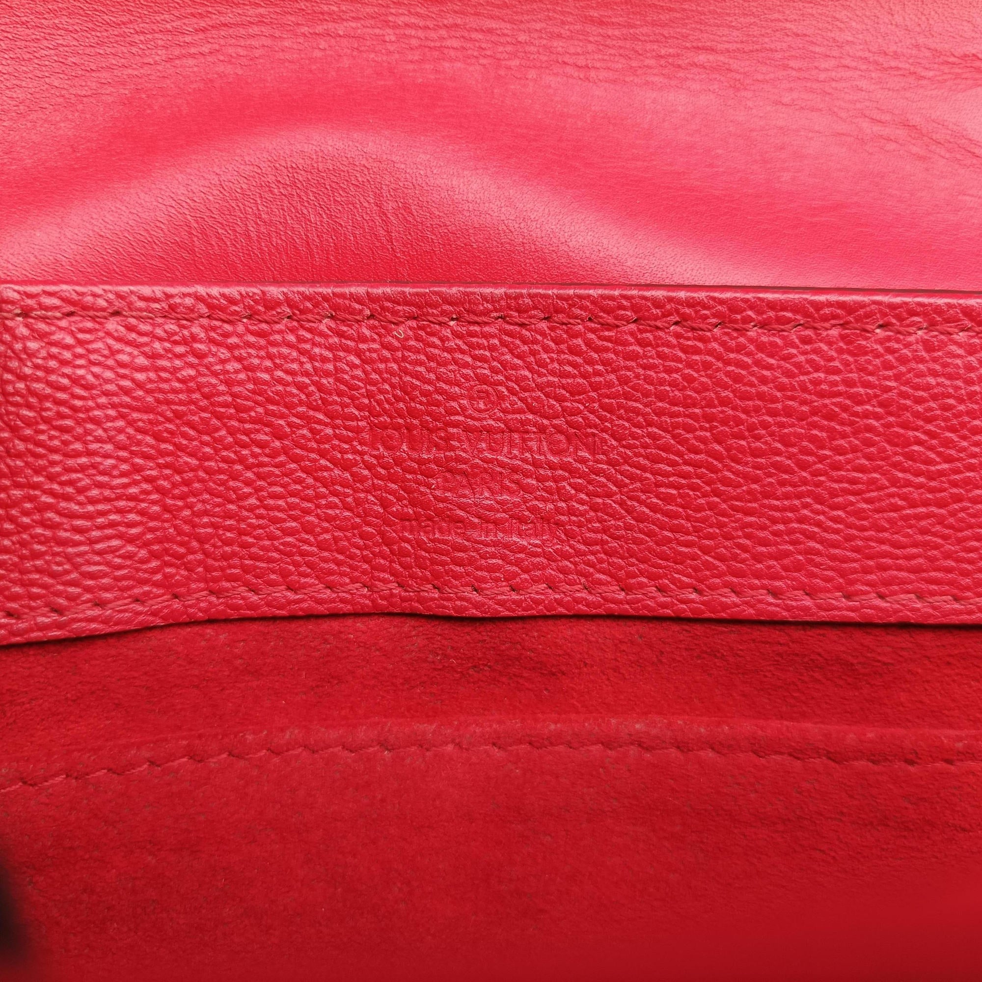 Vintage Louis Vuitton Very Chain Bag Ruby leather M44285 shoulderbag | stylenewstar