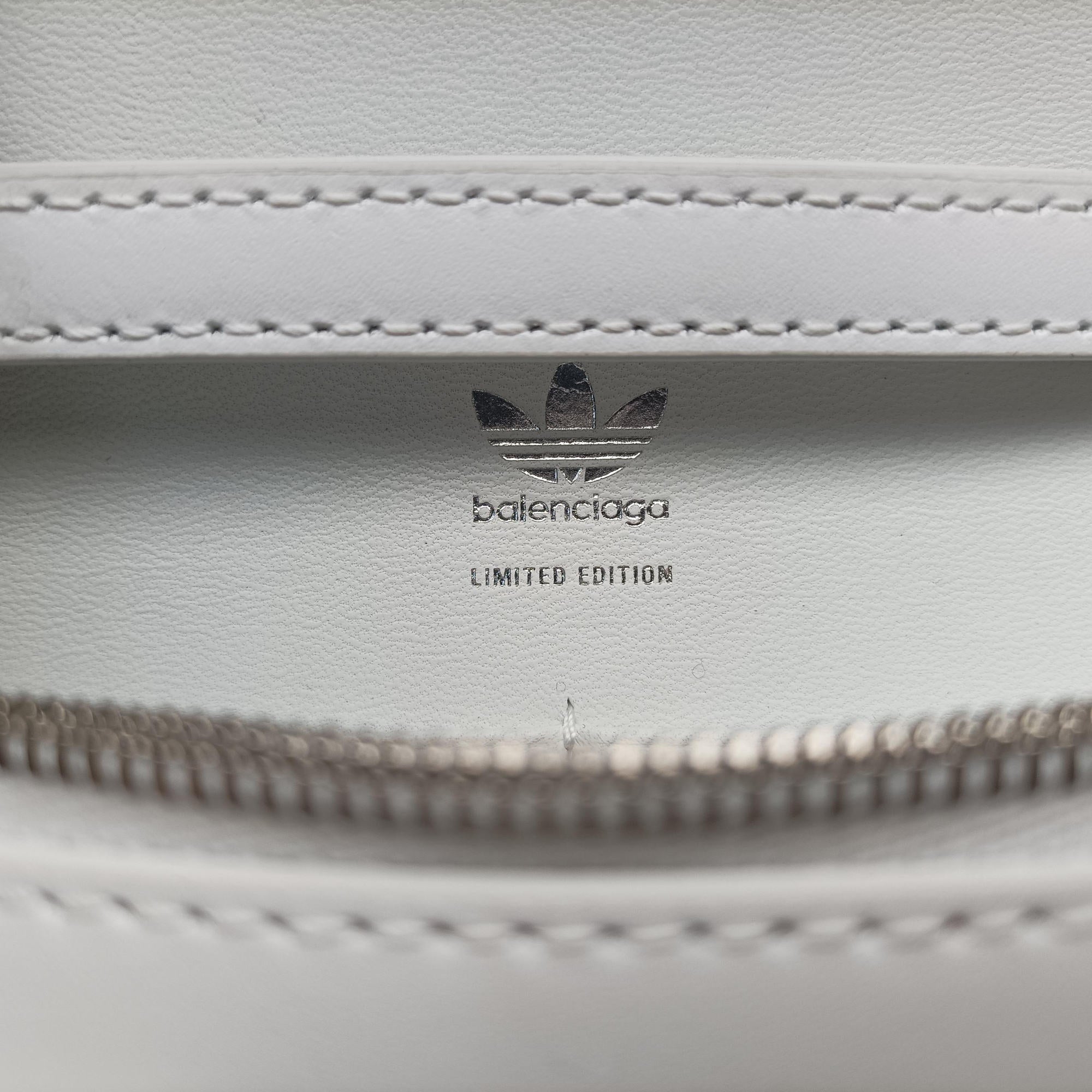 Pre-owned Balenciaga Hourglass adidas White x black Leather  shoulderbag | stylenewstar