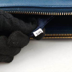 Pre-owned Prada Bi-Color Zip Front Pocket Blue SAFFIANO Leather BN2674 handbag | stylenewstar