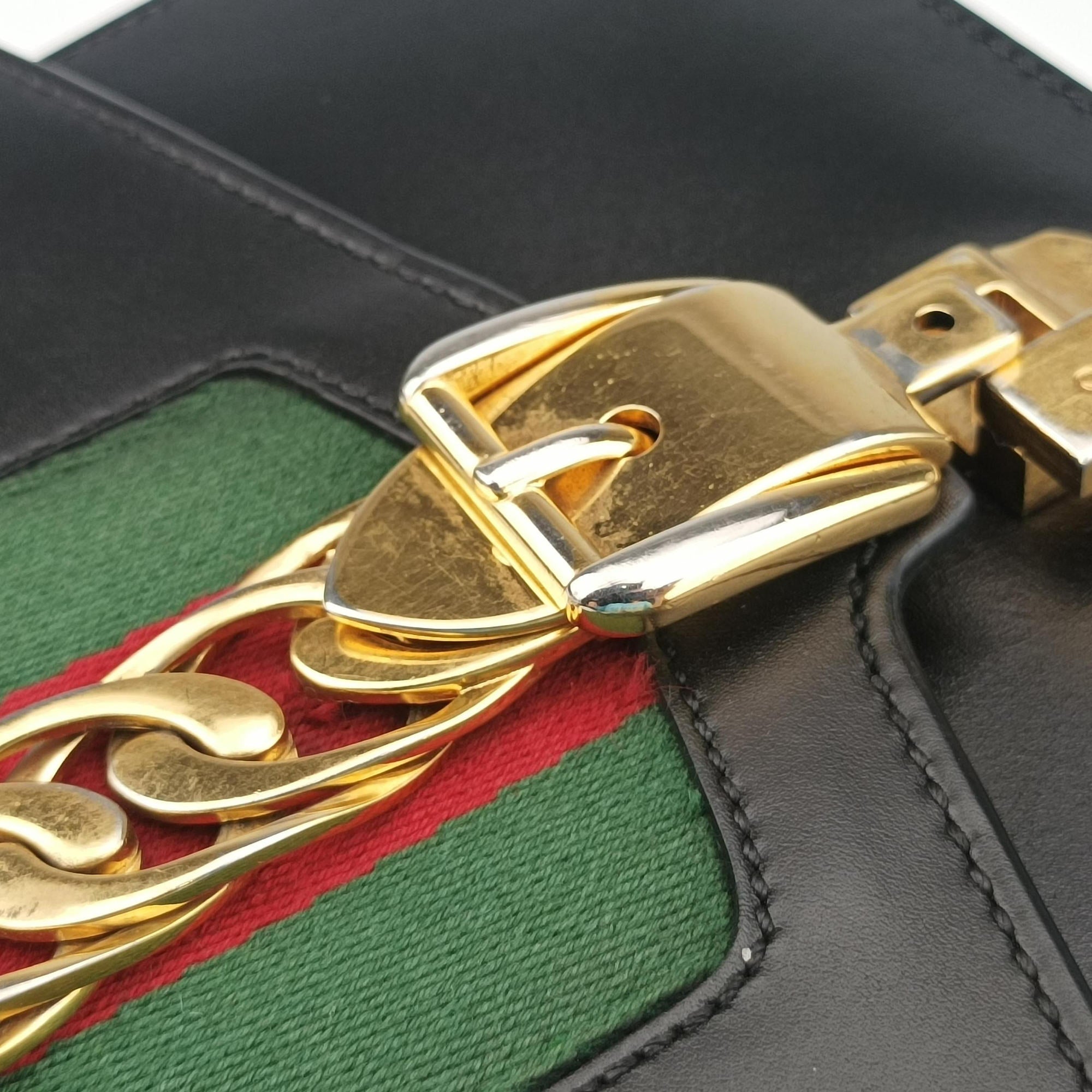 Pre-owned Gucci Sylvie Black×green×red Leather 421882 shoulderbag | stylenewstar