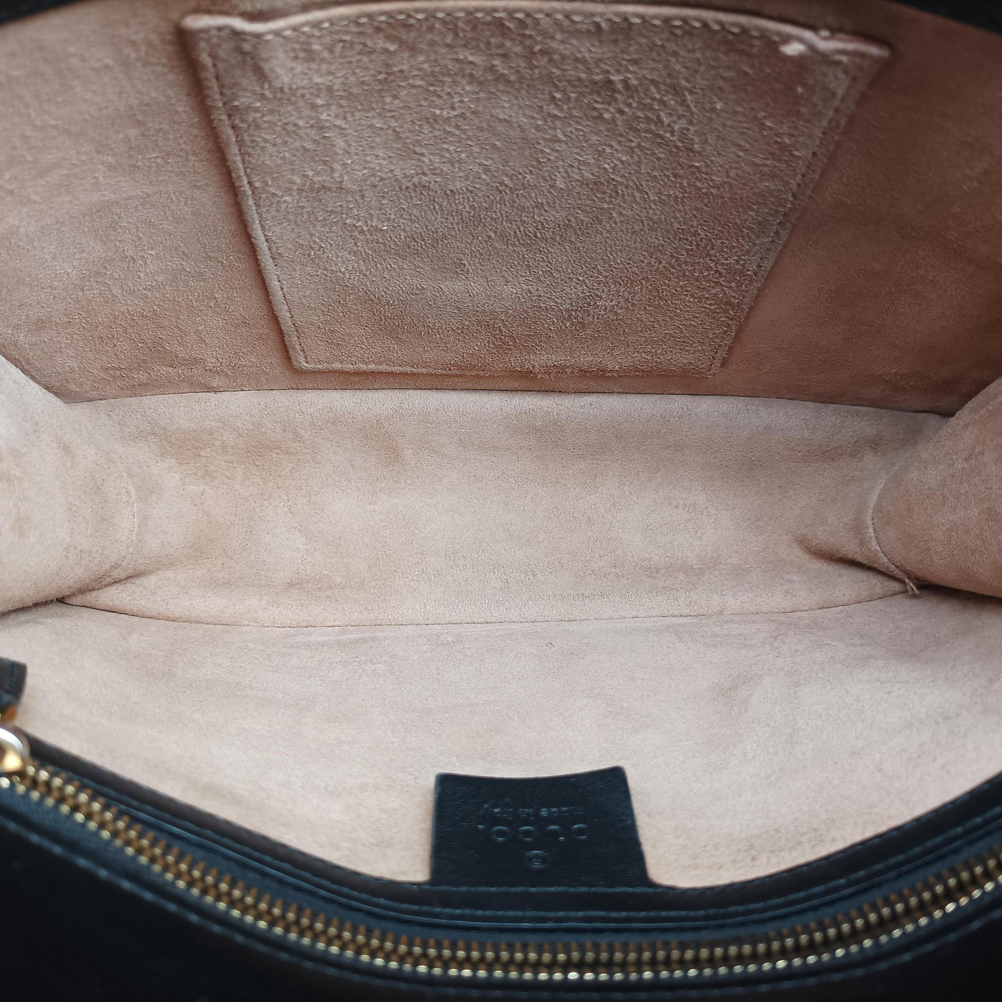 Pre-owned Gucci Sylvie Black×green×red Leather 421882 shoulderbag | stylenewstar