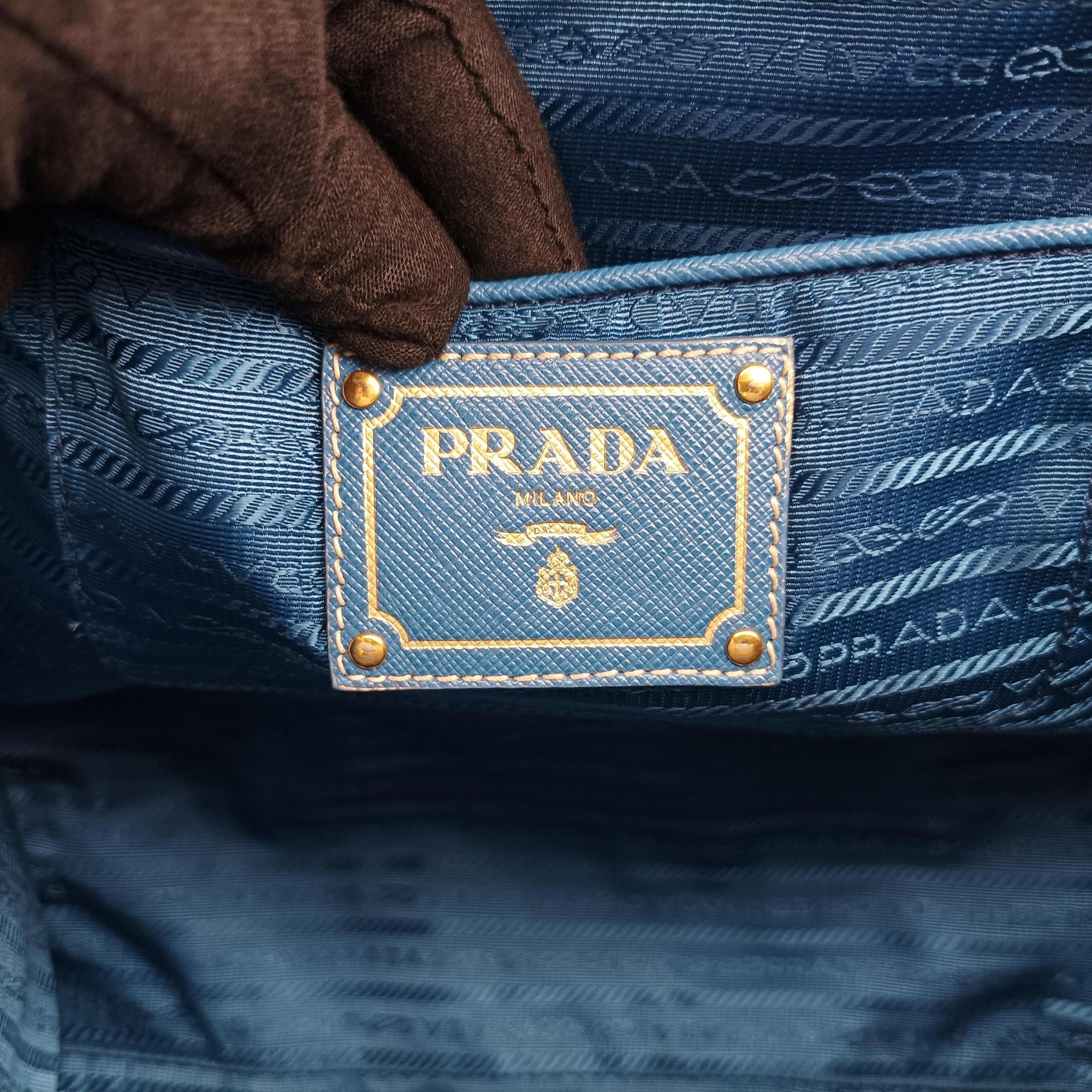 Pre-owned Prada Paradigme Lucido Tote Top Handle Blue SAFFIANO Leather BN2254 handbag | stylenewstar