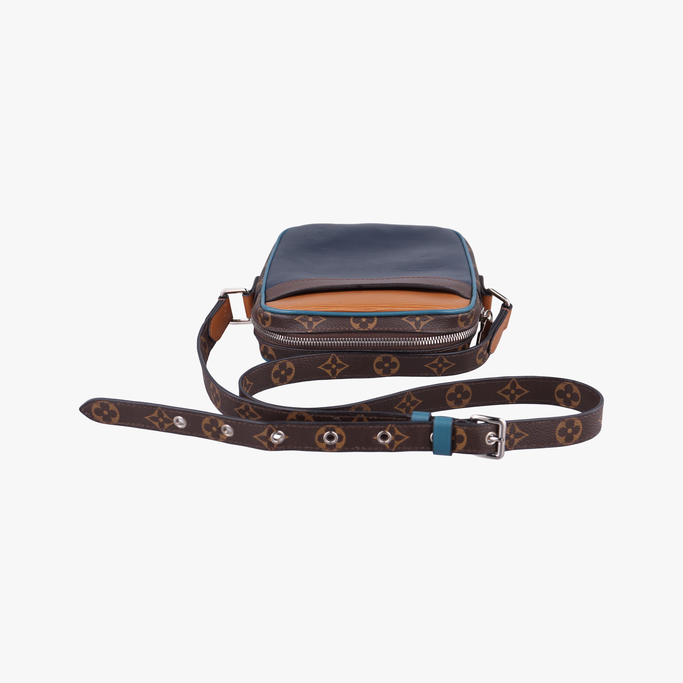 Vintage Louis Vuitton Danube Slim PＭ brown×navy Monogram Canvas×epi M51459 shoulderbag | stylenewstar