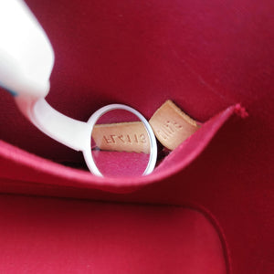 Vintage Louis Vuitton Alma BB CERISE Vernis M90174 shoulderbag | stylenewstar