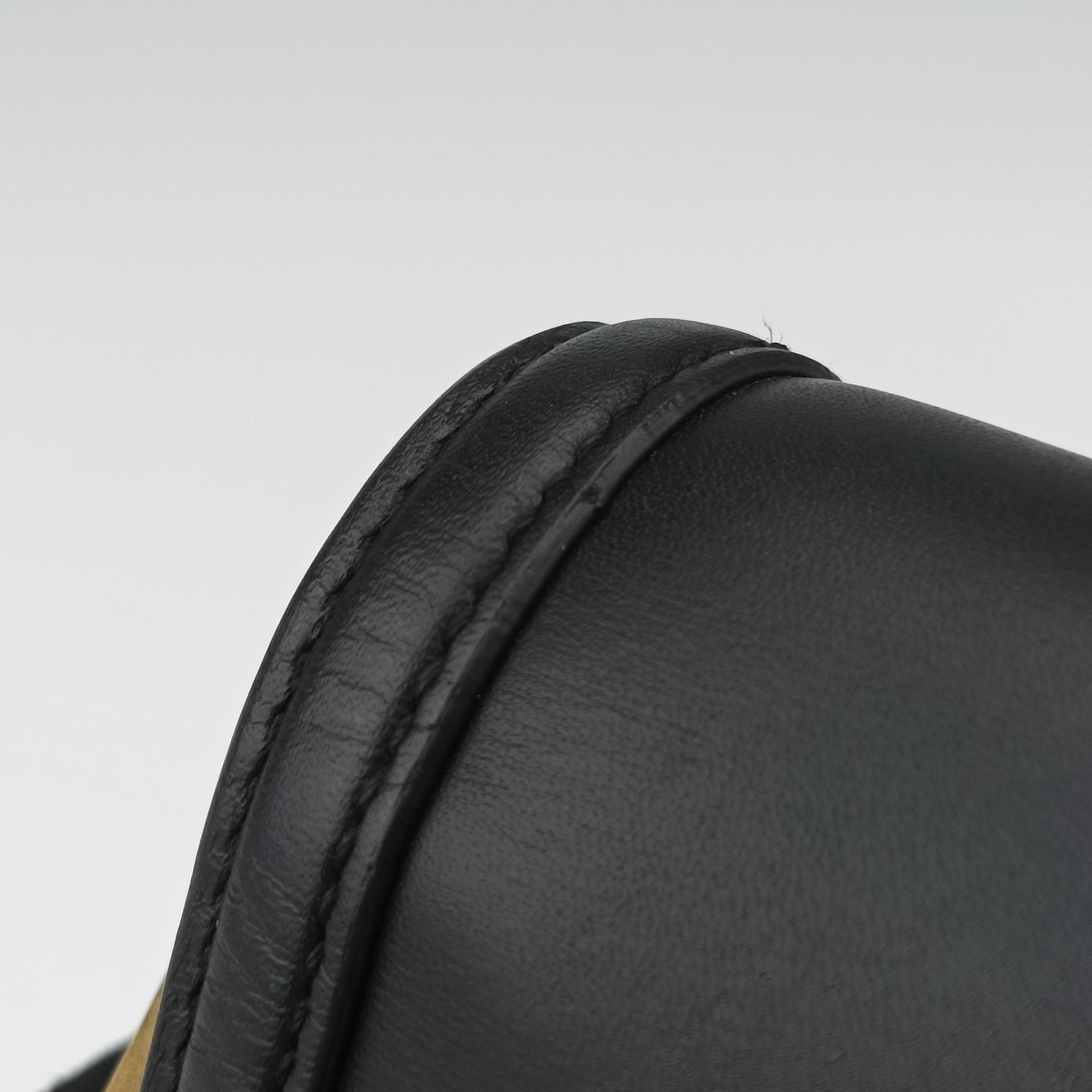 Secondhand Yves Saint Laurent Solferino Black Leather 634306 shoulderbag | stylenewstar