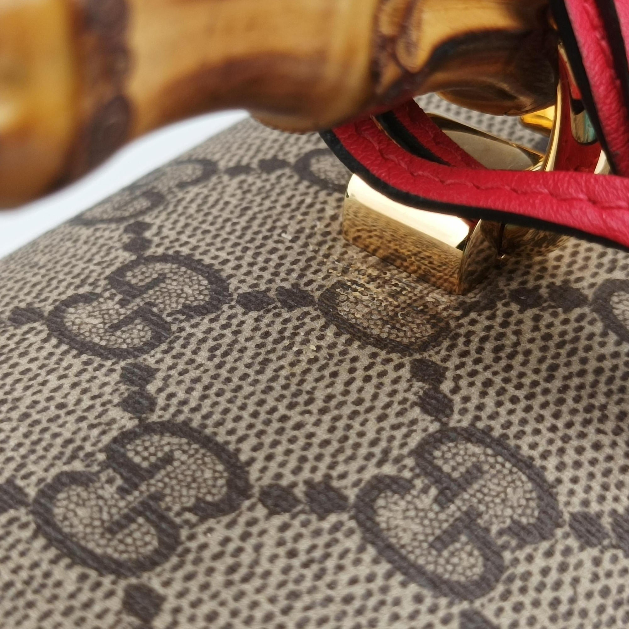 Vintage Gucci GG flora Padlock Bamboo Brown × Red PVC coated canvas×leather 603221 shoulderbag | stylenewstar