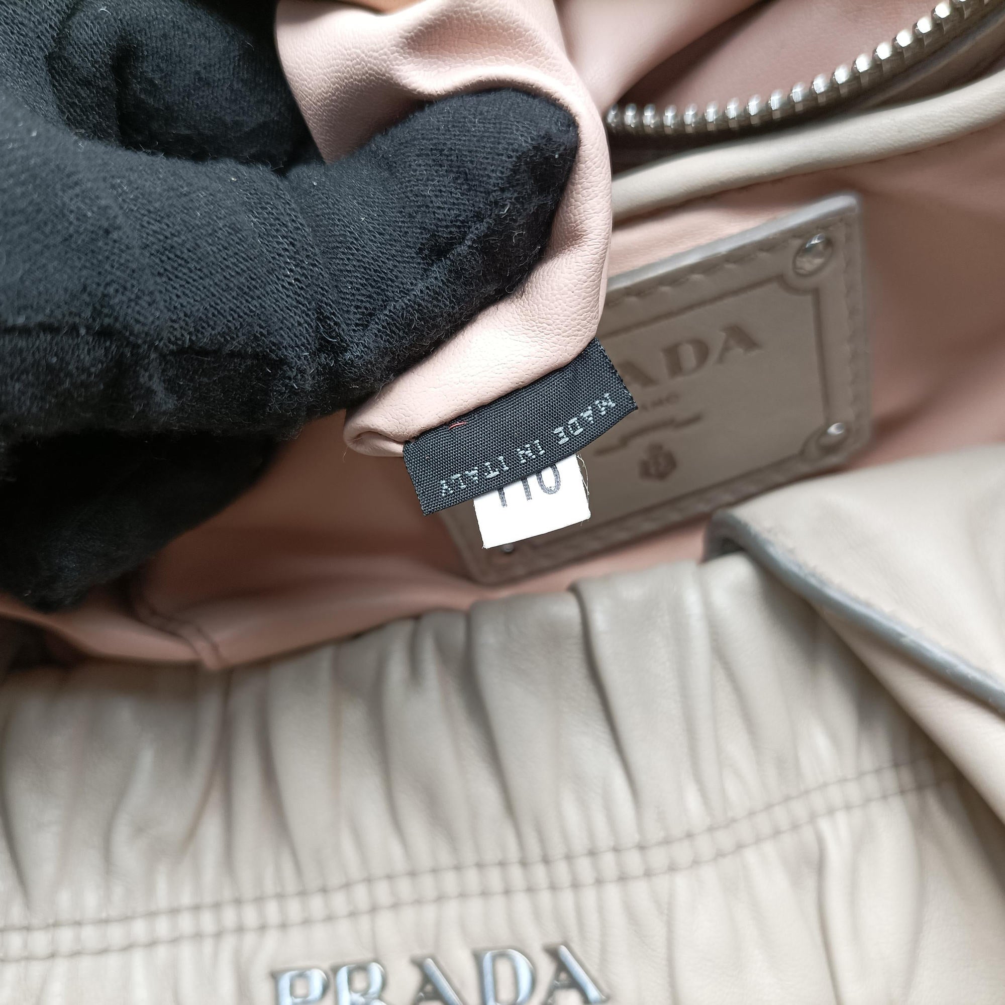 Vintage Prada Gaufre Beige Nappa Leather  handbag | stylenewstar