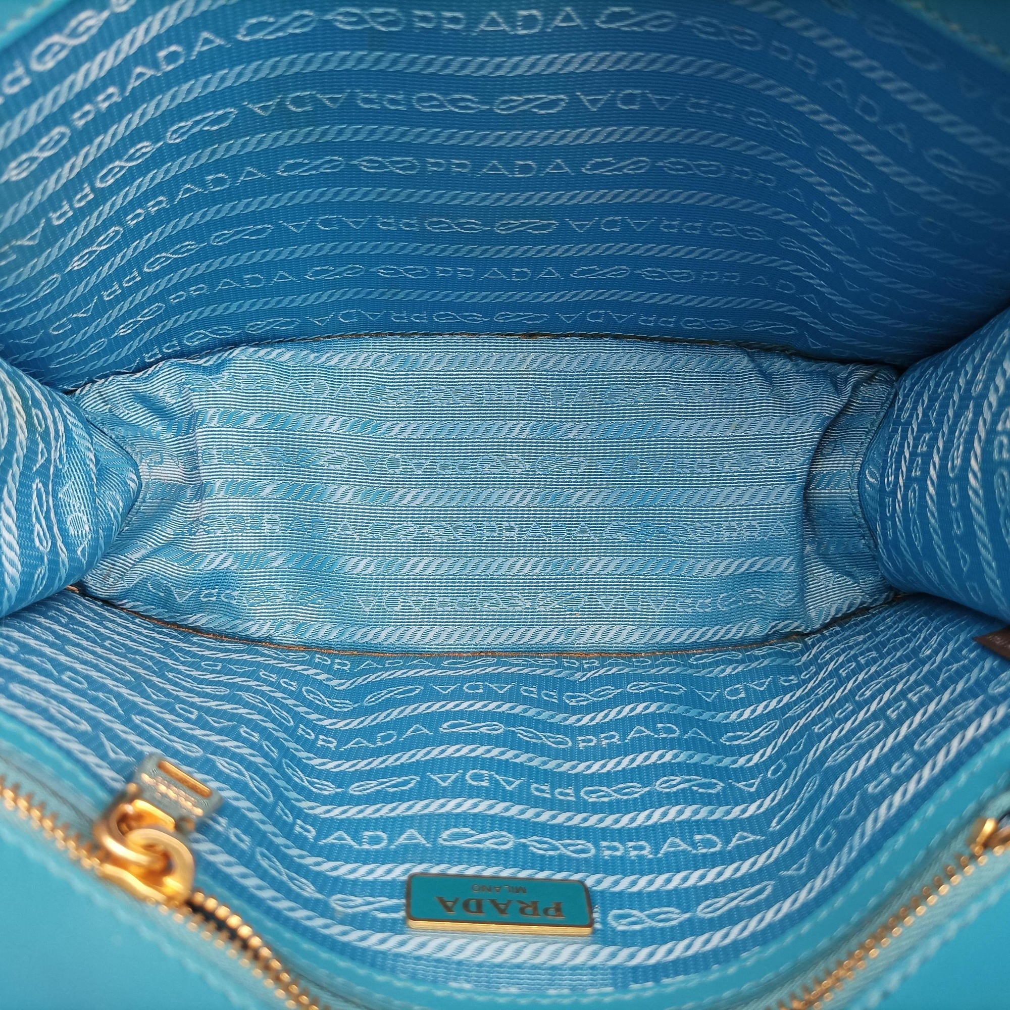 Pre-owned Prada Turn lock Chevron Impunture Autre Cuir Blue Leather  shoulderbag | stylenewstar