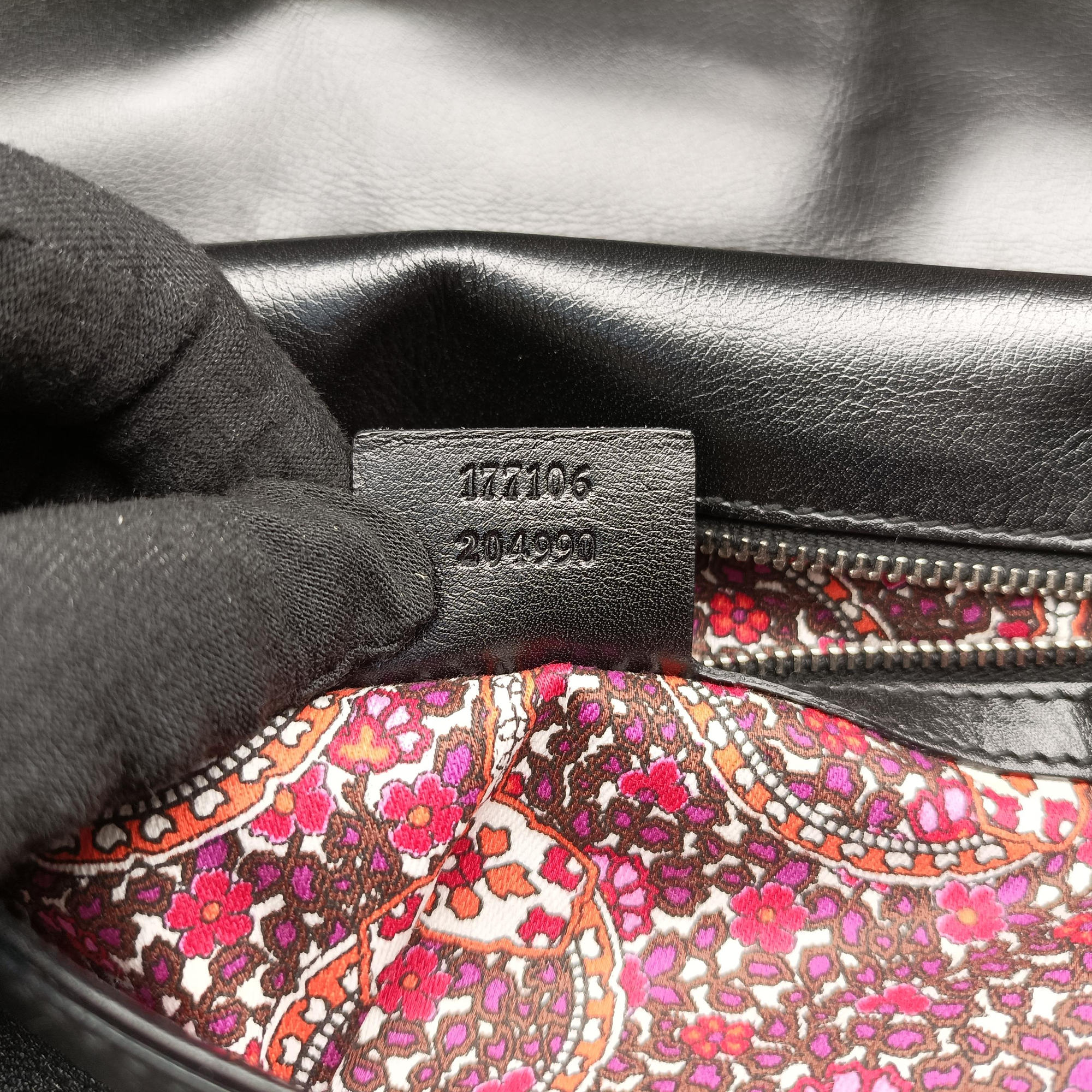 Pre-owned Gucci Romy Messenger Black Leather 177106 shoulderbag | stylenewstar