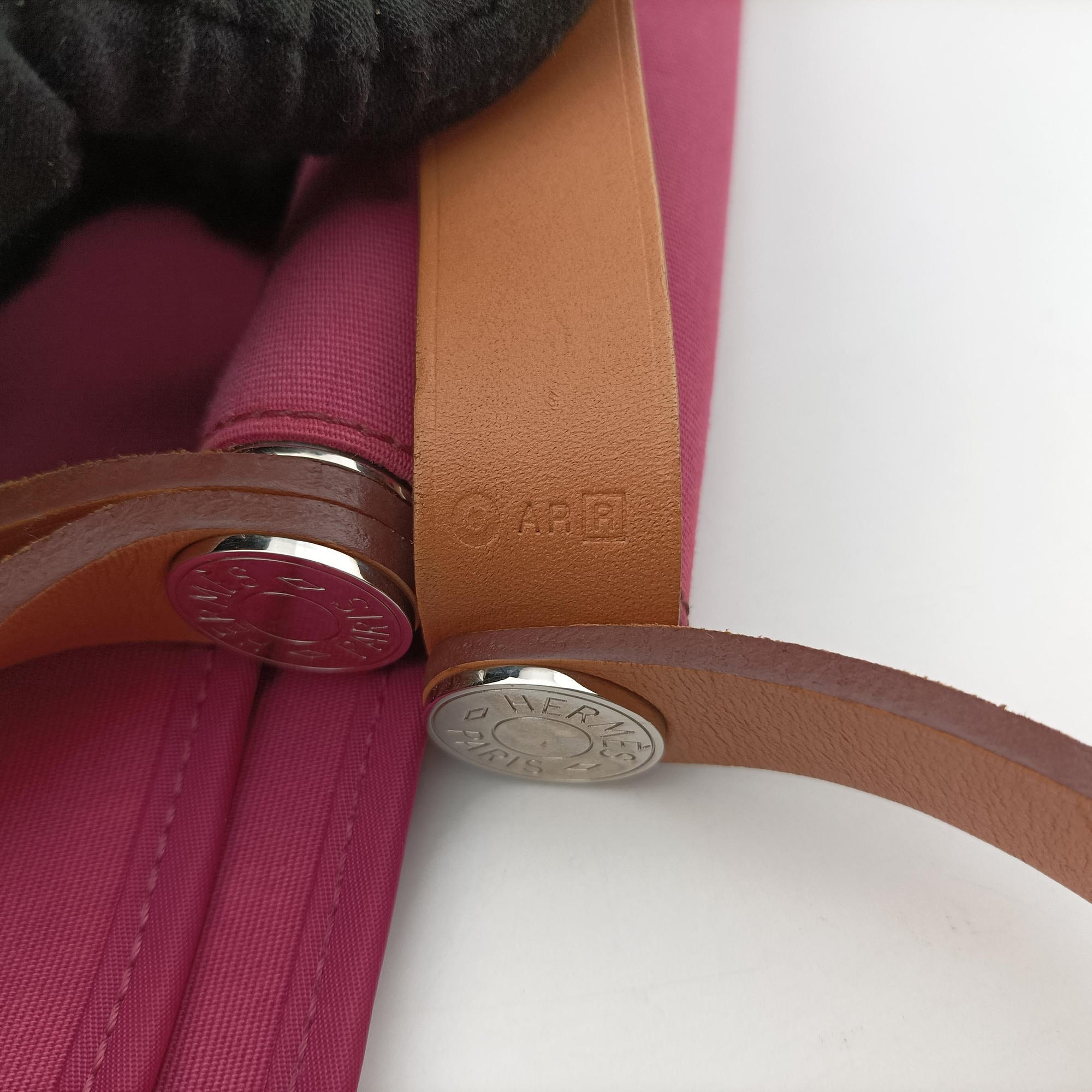 Secondhand Hermes Cabag Elan Rose Toile Officier × Leather  shoulderbag | stylenewstar