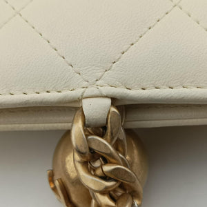 Pre-owned Chanel CC Button Timeless Wristlet Clutch Bag White lambskin AS0178 shoulderbag | stylenewstar