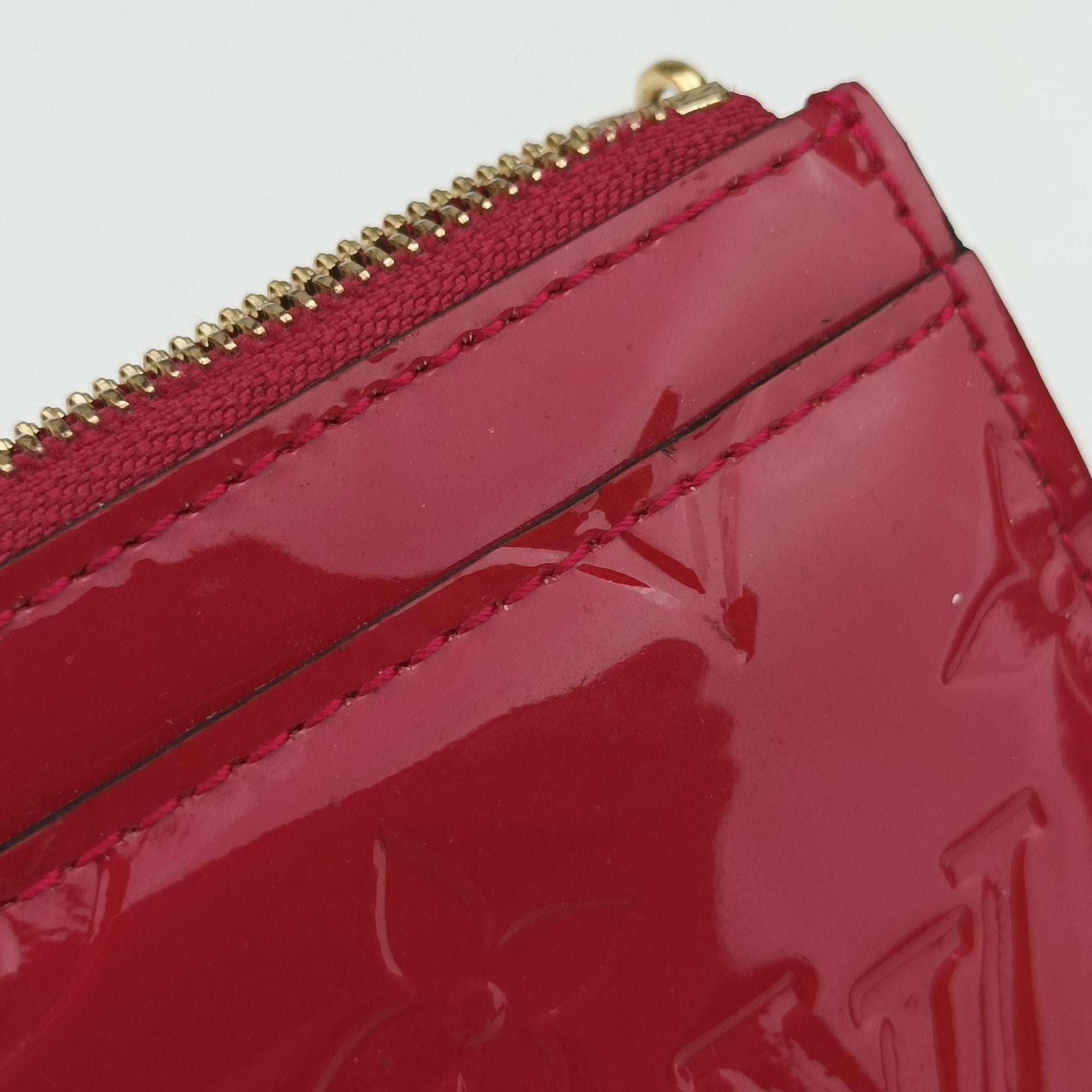 Vintage Louis Vuitton Pochette Cles Pomme d'Amour Vernis M93559 coinpurse | stylenewstar