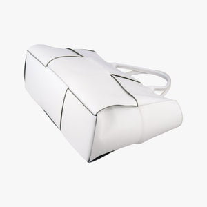 Pre-owned Bottega Veneta The Arcotote White lambskin  handbag | stylenewstar