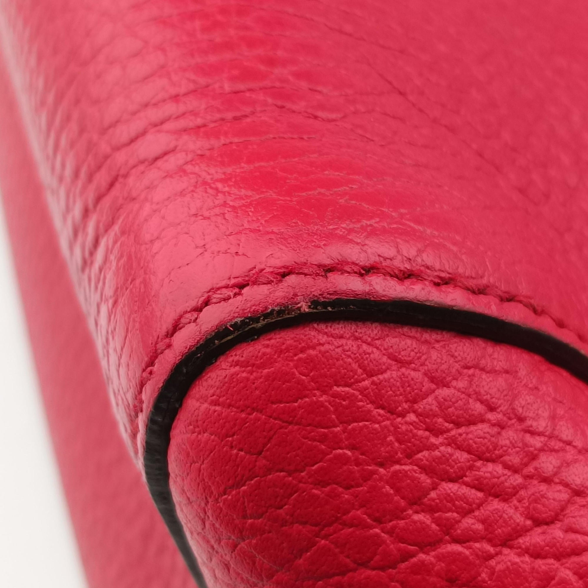 Vintage Gucci Swing Red Leather 368827 shoulderbag | stylenewstar