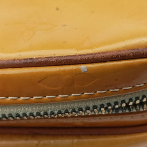 Pre-owned Louis Vuitton WOOSTER Yellow Patent leather M91075 shoulderbag | stylenewstar