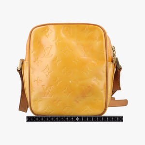 Pre-owned Louis Vuitton WOOSTER Yellow Patent leather M91075 shoulderbag | stylenewstar