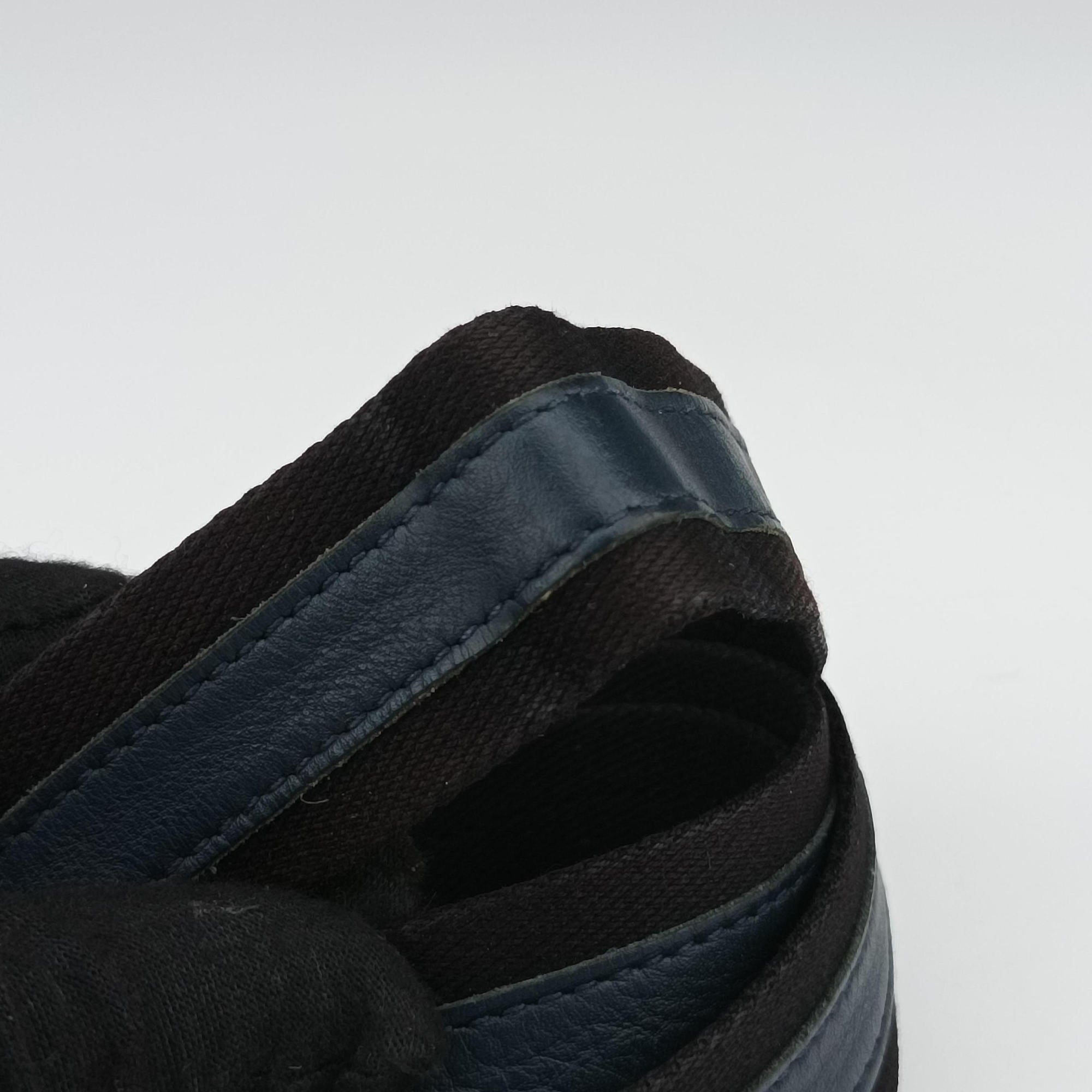 Secondhand Bottega Veneta Intrecciato Navy lambskin  shoulderbag | stylenewstar