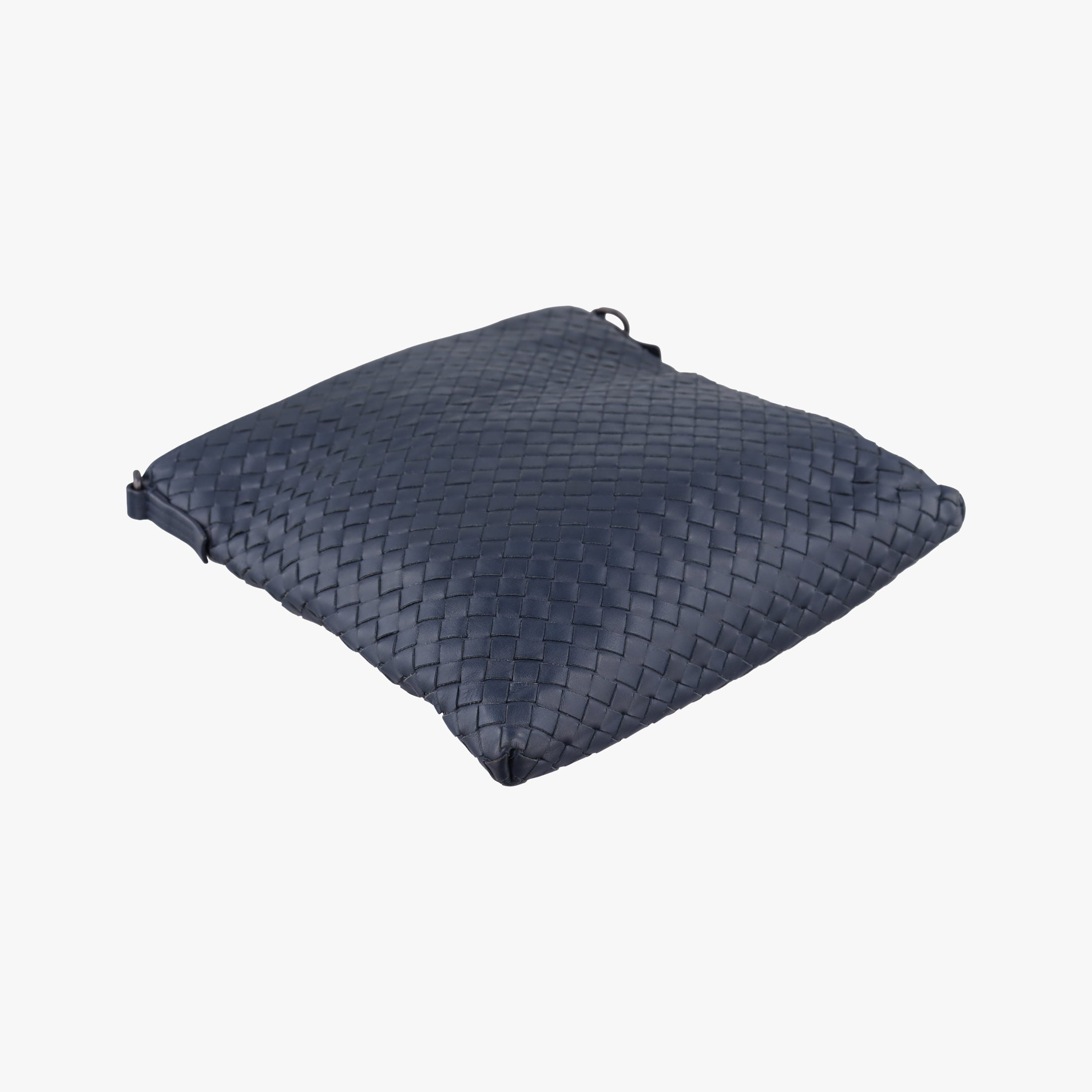 Secondhand Bottega Veneta Intrecciato Navy lambskin  shoulderbag | stylenewstar